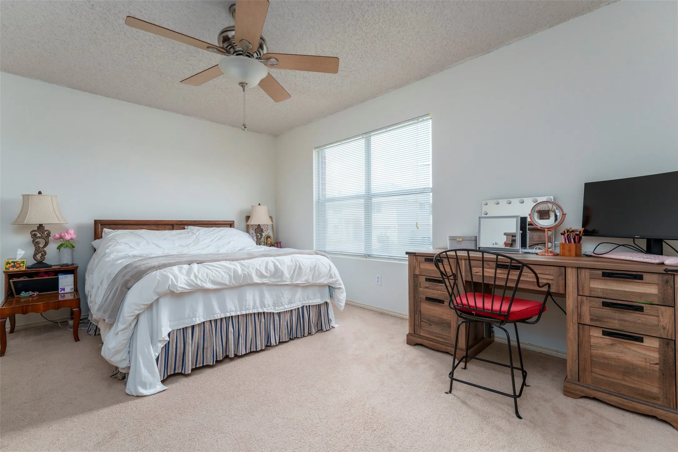 Single Family Residence For Sale in Tarrant County , 8100 Colbi Lane, Fort Worth, Texas 76120, 3 Bedroom, 3 Bathroom, 2 Garage spaces, 3,025 Sqft, built in 2005, Preowned, mls#21251200, Real Estate Agent in Fort Worth, Homes For Sale in Tarrant county, Homes For Sale in Fort Worth, Realtor in Fort Worth Texas, Real Estate Brokerage Independent Realty Texas, Luminita Cordes Realtor