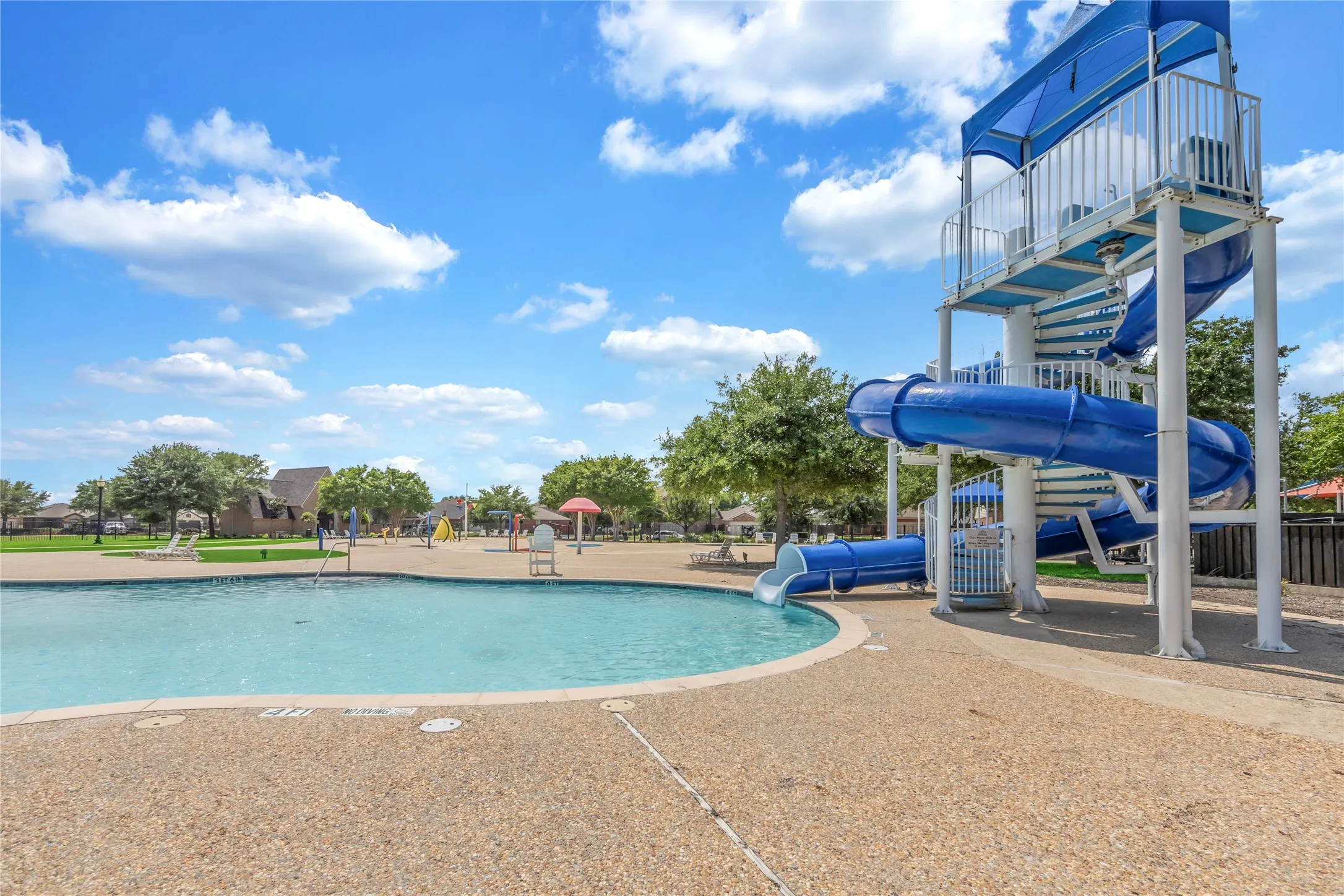 Single Family Residence For Sale in Collin County , 452 W Autumn Hill Bluff, Lavon, Texas 75166, 4 Bedroom, 3 Bathroom, 2 Garage spaces, 2,479 Sqft, built in 2022, Preowned, Price $399,774, mls#21247477, Real Estate Agent in Lavon, Homes For Sale in Collin county, Homes For Sale in Lavon, Realtor in Lavon Texas, Real Estate Brokerage Independent Realty Texas, Luminita Cordes Realtor