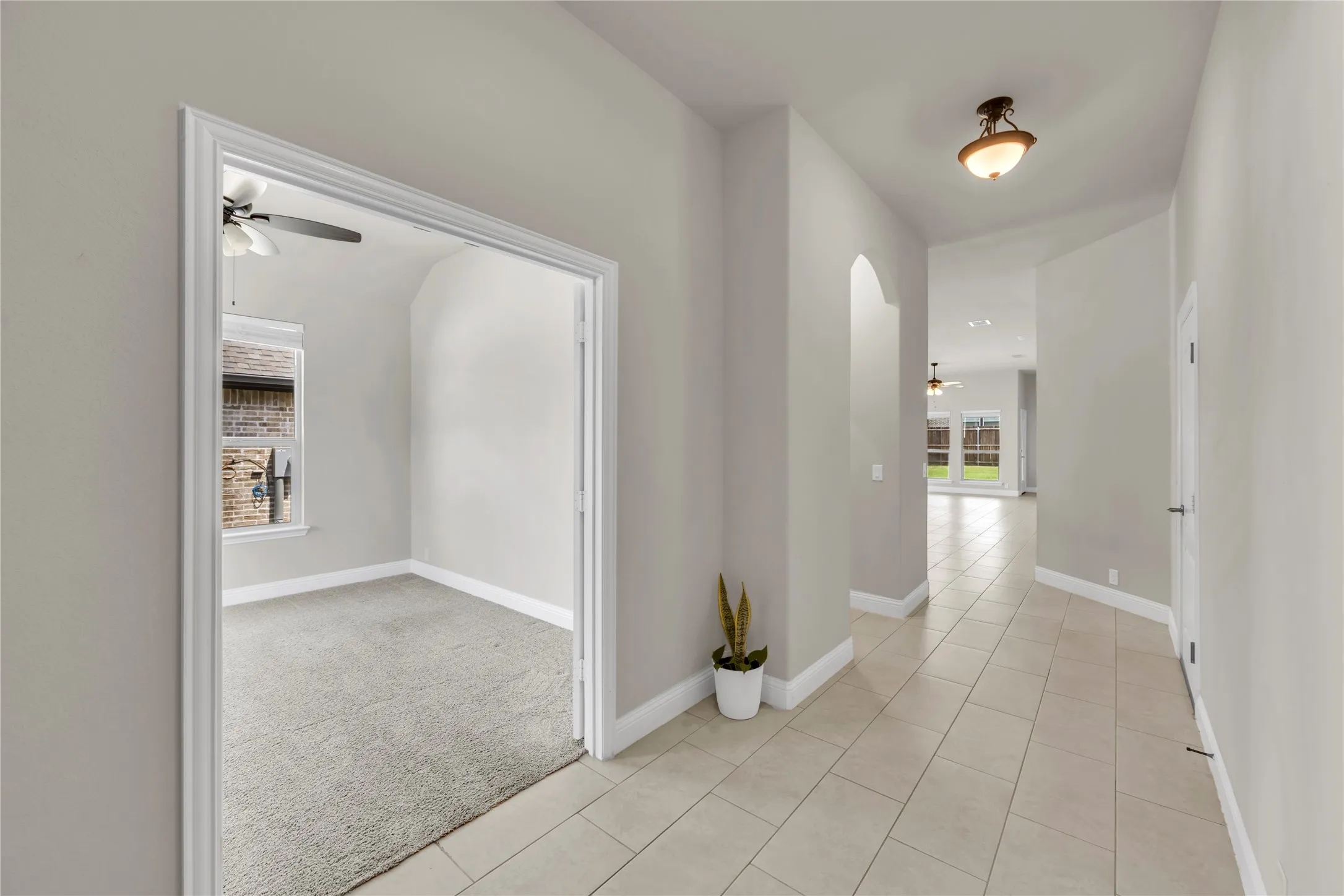 Single Family Residence For Sale in Collin County , 452 W Autumn Hill Bluff, Lavon, Texas 75166, 4 Bedroom, 3 Bathroom, 2 Garage spaces, 2,479 Sqft, built in 2022, Preowned, Price $399,774, mls#21247477, Real Estate Agent in Lavon, Homes For Sale in Collin county, Homes For Sale in Lavon, Realtor in Lavon Texas, Real Estate Brokerage Independent Realty Texas, Luminita Cordes Realtor