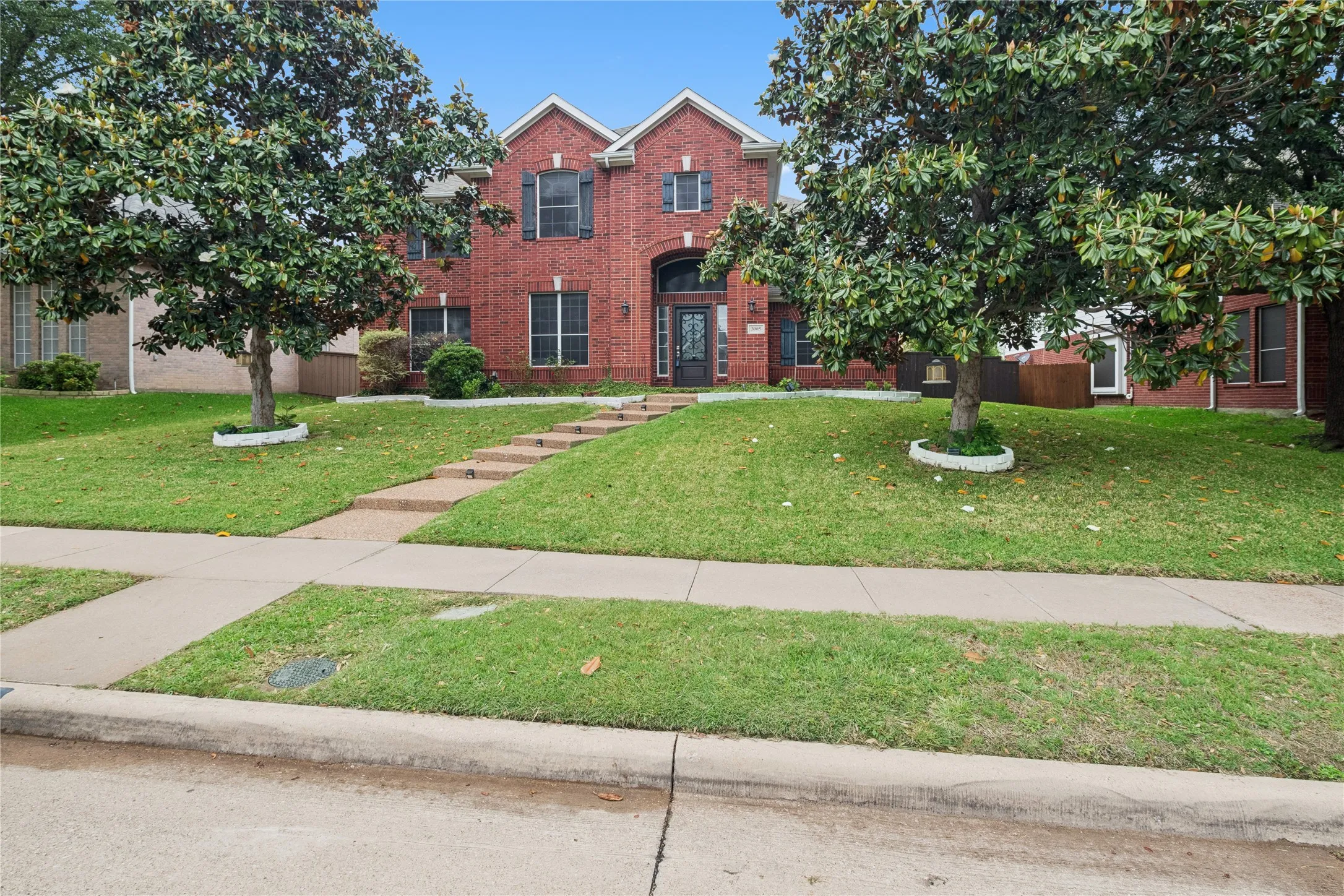 Single Family Residence For Sale in Collin County , 3905 Kite Meadow Drive, Plano, Texas 75074, 4 Bedroom, 4 Bathroom, 2 Garage spaces, 2,907 Sqft, built in 2000, mls#21245945, Real Estate Agent in Plano, Homes For Sale in Collin county, Homes For Sale in Plano, Realtor in Plano Texas, Real Estate Brokerage Independent Realty Texas, Luminita Cordes Realtor