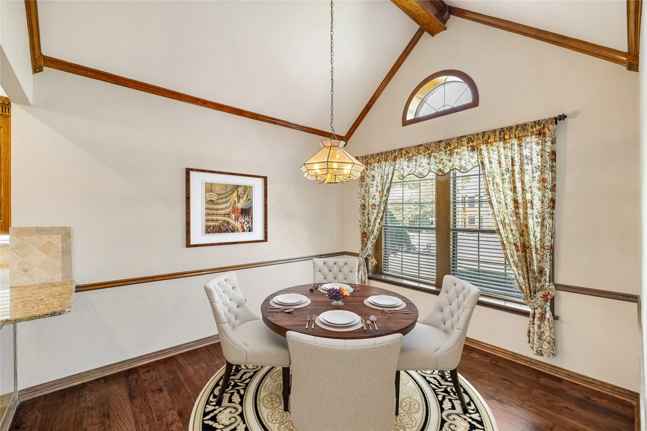 Single Family Residence For Sale in Collin County , 820 Foxwood Lane, Wylie, Texas 75098, 3 Bedroom, 3 Bathroom, 2 Garage spaces, 2,619 Sqft, built in 1988, Preowned, mls#21251533, Real Estate Agent in Wylie, Homes For Sale in Collin county, Homes For Sale in Wylie, Realtor in Wylie Texas, Real Estate Brokerage Independent Realty Texas, Luminita Cordes Realtor