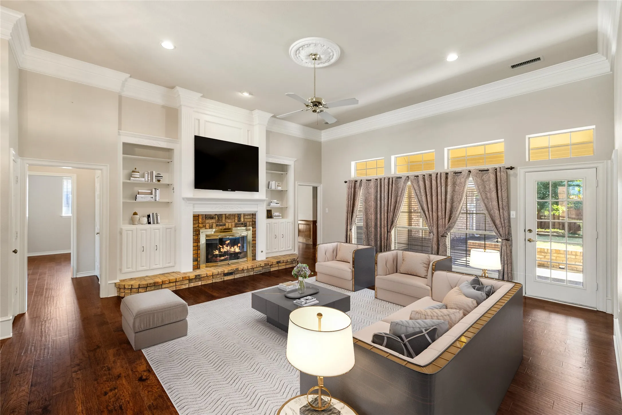 Single Family Residence For Sale in Collin County , 820 Foxwood Lane, Wylie, Texas 75098, 3 Bedroom, 3 Bathroom, 2 Garage spaces, 2,619 Sqft, built in 1988, Preowned, mls#21251533, Real Estate Agent in Wylie, Homes For Sale in Collin county, Homes For Sale in Wylie, Realtor in Wylie Texas, Real Estate Brokerage Independent Realty Texas, Luminita Cordes Realtor