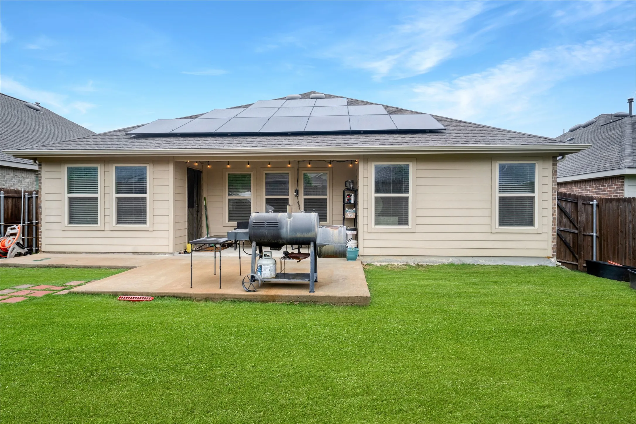 Single Family Residence For Sale in Collin County , 817 Spruce Lane, Princeton, Texas 75407, 4 Bedrooms, 2 Bathrooms, 2 Garage spaces, 1,838 Sqft, built in 2019, Preowned, Price $315,000, mls#21248495, Real Estate Agent in Princeton, Homes For Sale in Collin county, Homes For Sale in Princeton, Realtor in Princeton Texas, Real Estate Brokerage Independent Realty Texas, Luminita Cordes Realtor