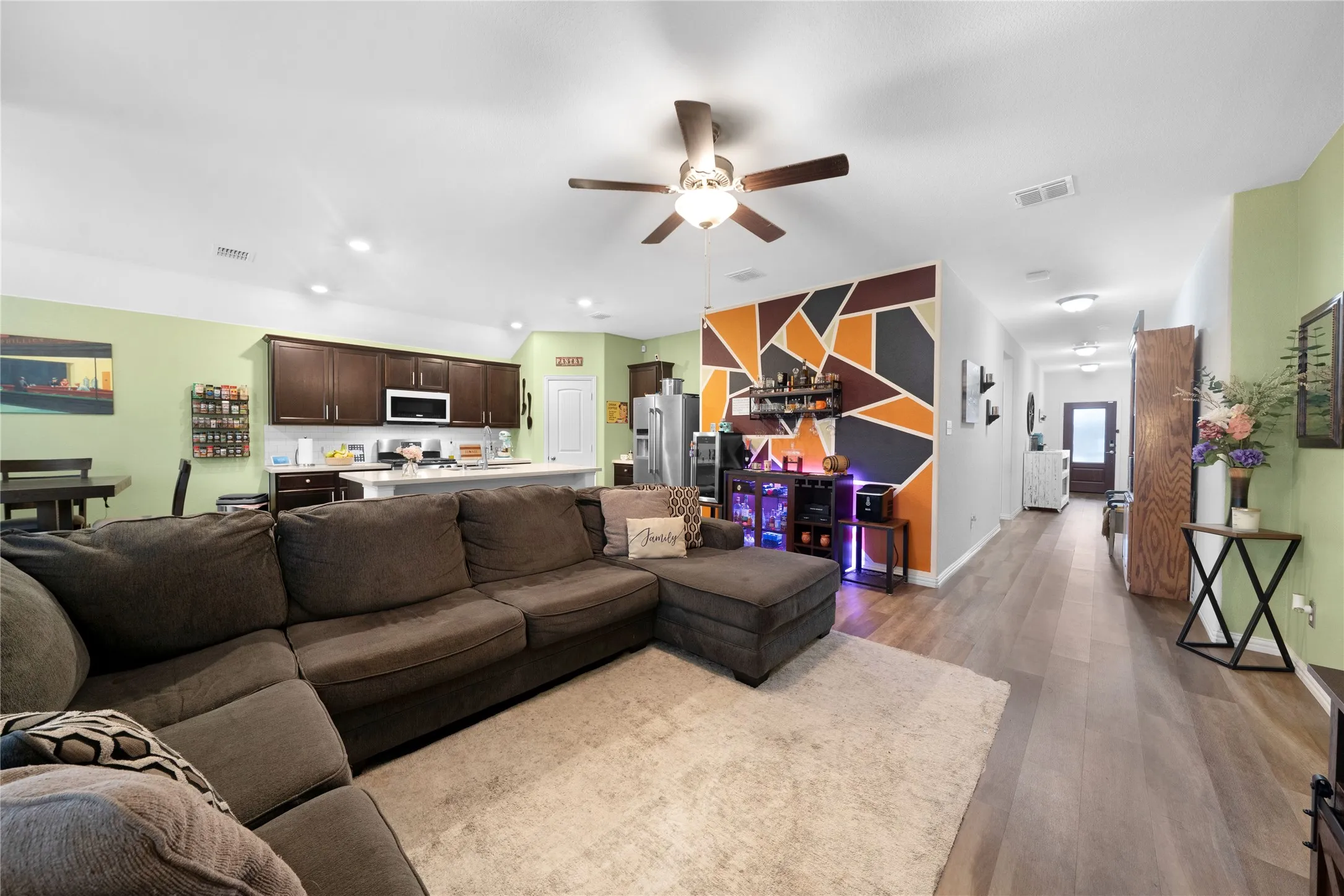 Single Family Residence For Sale in Collin County , 817 Spruce Lane, Princeton, Texas 75407, 4 Bedrooms, 2 Bathrooms, 2 Garage spaces, 1,838 Sqft, built in 2019, Preowned, Price $315,000, mls#21248495, Real Estate Agent in Princeton, Homes For Sale in Collin county, Homes For Sale in Princeton, Realtor in Princeton Texas, Real Estate Brokerage Independent Realty Texas, Luminita Cordes Realtor