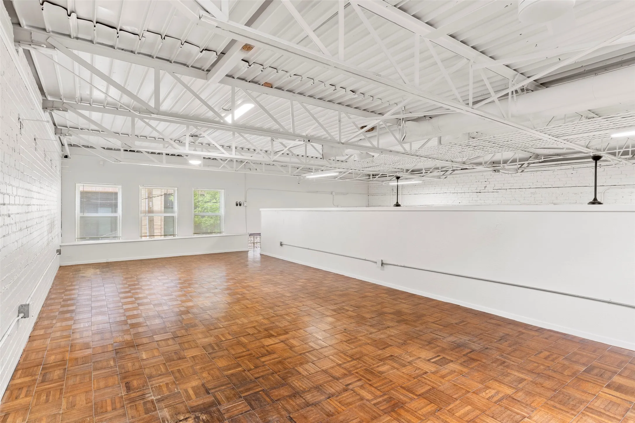 Single Family Residence For Rent in Dallas County , 306 S Walton Street, Dallas, Texas 75226, 0, 2 Bathrooms, 1 Garage spaces, 3,482 Sqft, built in 1938, Price $3,875, mls#21240092, Real Estate Agent in Dallas, Homes For Rent in Dallas county, Homes For Rent in Dallas, Realtor in Dallas Texas, Real Estate Brokerage Independent Realty Texas, Luminita Cordes Realtor