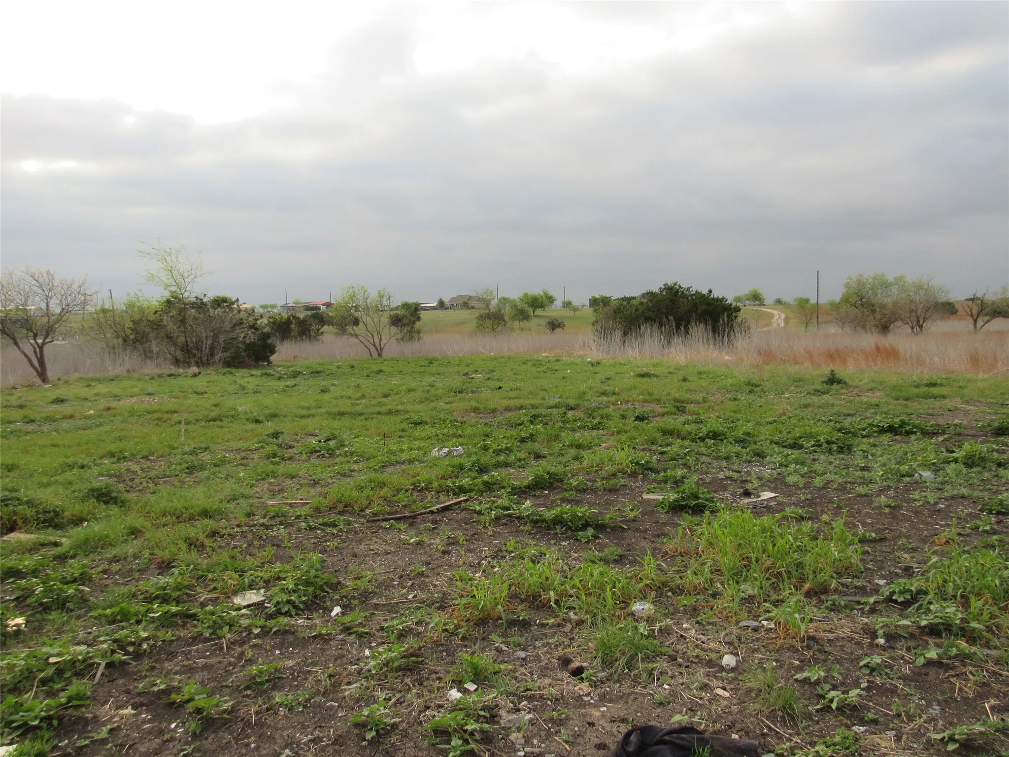 Mobile Home For Sale in Bosque County , 556 Private Road 3551, Valley Mills, Texas 76689, 3 Bedroom, 2 Bathroom, Garage spaces, 2,144 Sqft, built in 2000, mls#21250665, Real Estate Agent in Valley Mills, Homes For Sale in Bosque county, Homes For Sale in Valley Mills, Realtor in Valley Mills Texas, Real Estate Brokerage Independent Realty Texas, Luminita Cordes Realtor