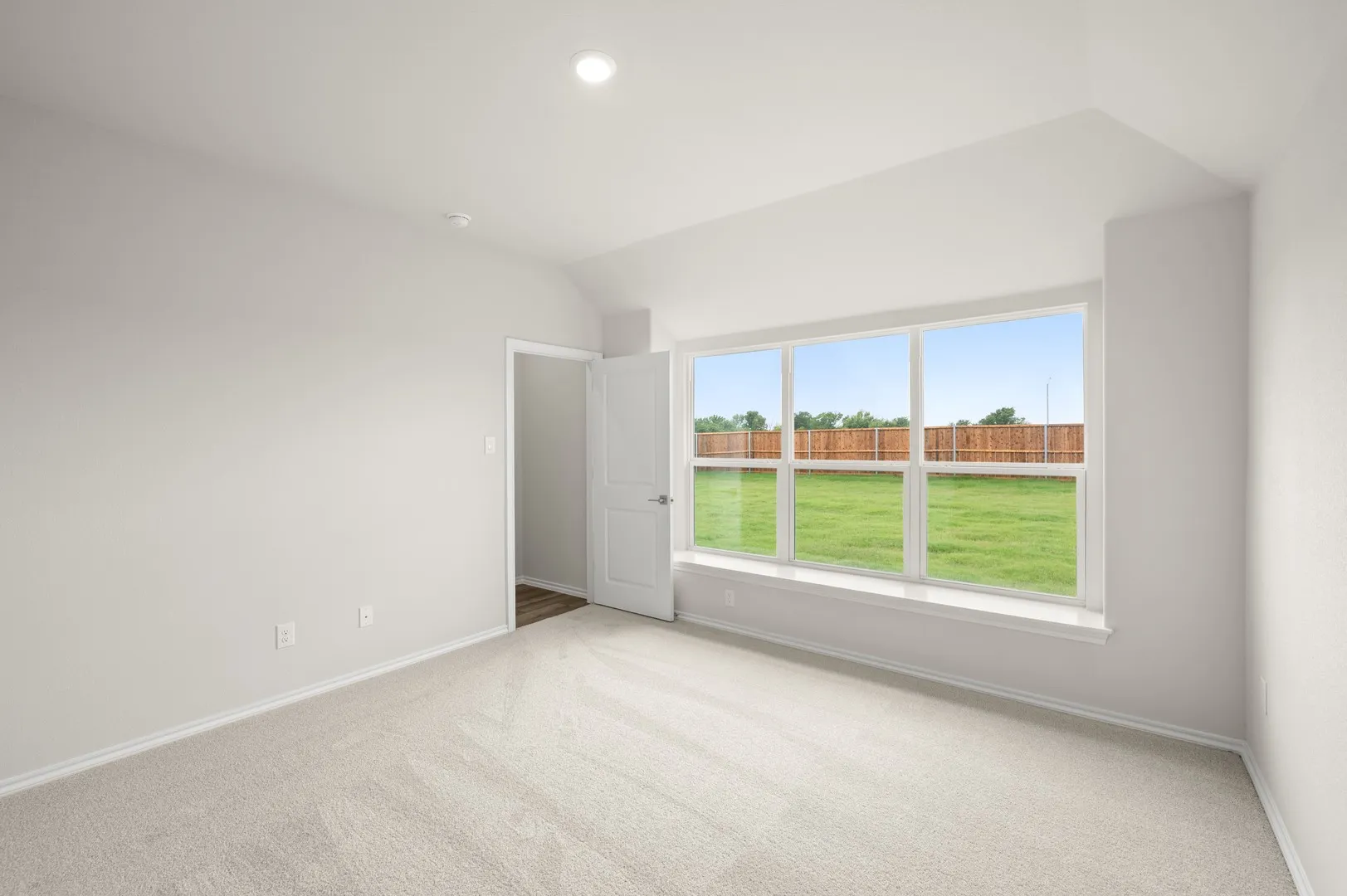 DFW-Meadow Park-Concept 1455-7537 Lavender Lane-Primary Suite-Risewell Homes-2