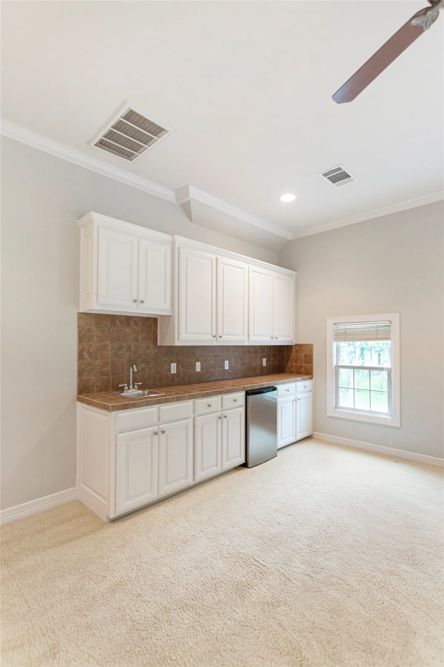 Single Family Residence For Sale in Cherokee County , 155 Eagles Bluff Boulevard, Bullard, Texas 75757, 5 Bedroom, 4 Bathroom, 2 Garage spaces, 4,067 Sqft, built in 2002, Preowned, Price $859,900, mls#21251580, Real Estate Agent in Bullard, Homes For Sale in Cherokee county, Homes For Sale in Bullard, Realtor in Bullard Texas, Real Estate Brokerage Independent Realty Texas, Luminita Cordes Realtor