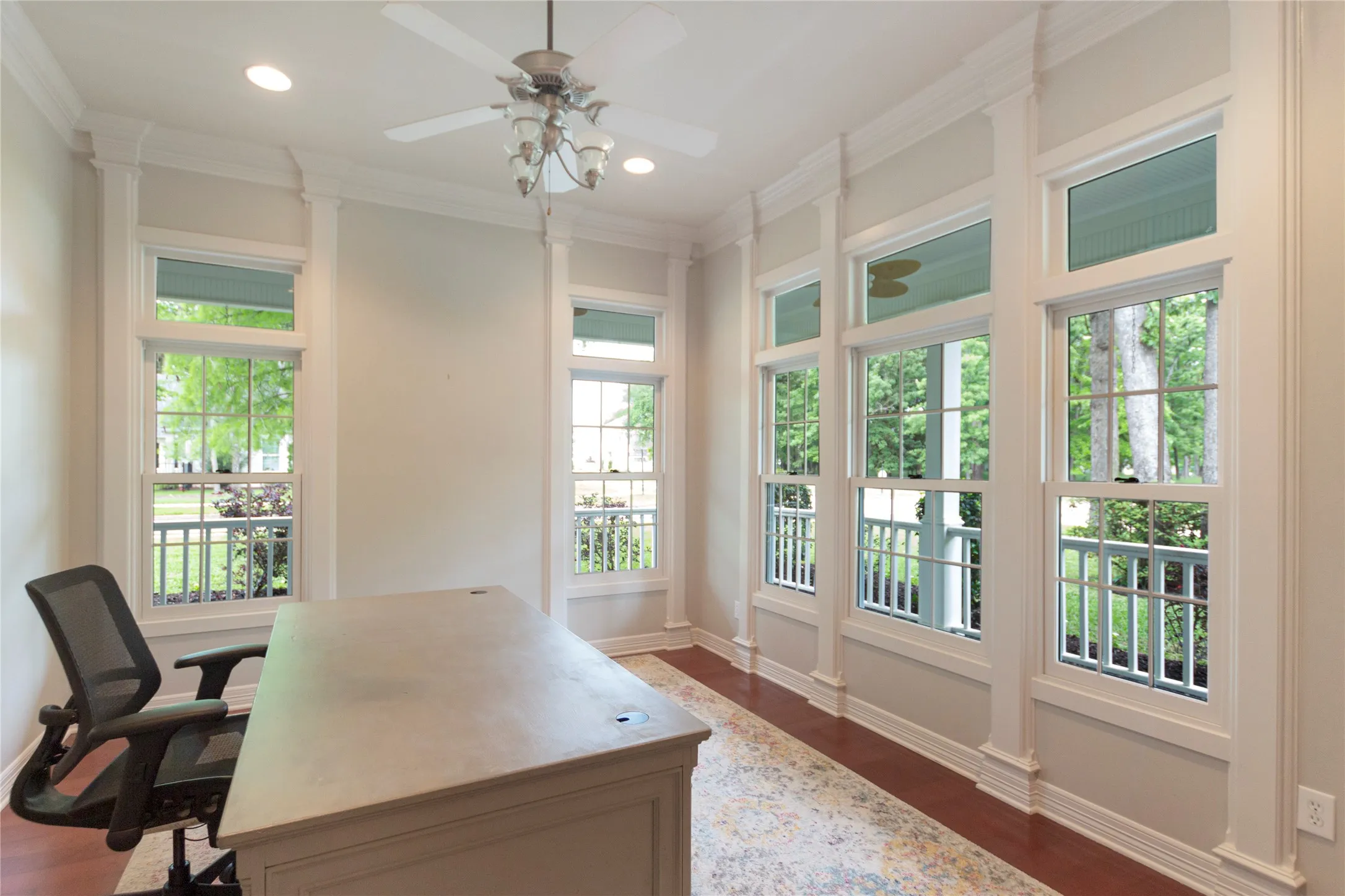 Single Family Residence For Sale in Cherokee County , 155 Eagles Bluff Boulevard, Bullard, Texas 75757, 5 Bedroom, 4 Bathroom, 2 Garage spaces, 4,067 Sqft, built in 2002, Preowned, Price $859,900, mls#21251580, Real Estate Agent in Bullard, Homes For Sale in Cherokee county, Homes For Sale in Bullard, Realtor in Bullard Texas, Real Estate Brokerage Independent Realty Texas, Luminita Cordes Realtor