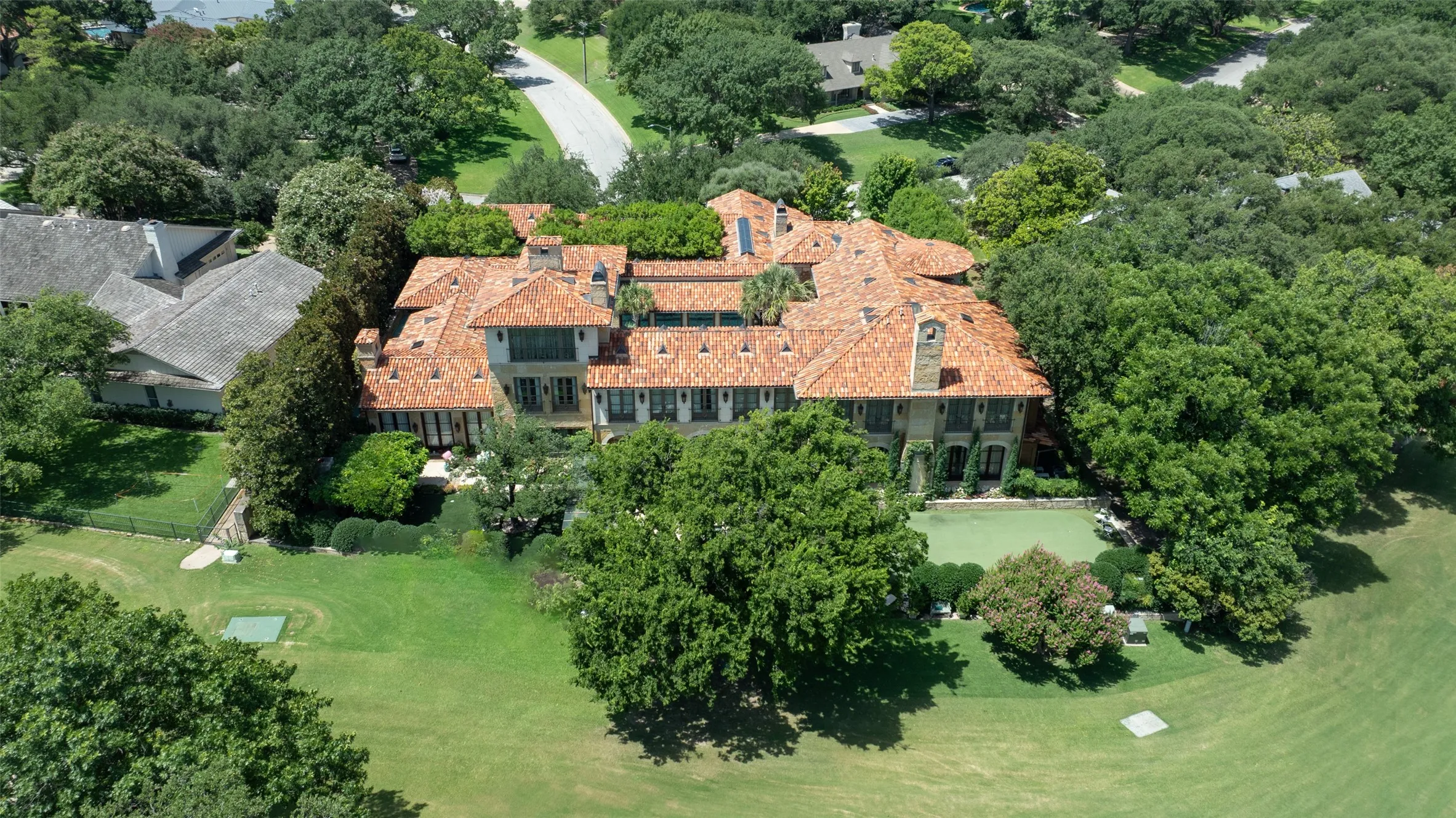 Single Family Residence For Sale in Tarrant County , 6236 Indian Creek Drive, Fort Worth, Texas 76107, 7 Bedrooms, 15 Bathrooms, 4 Garage spaces, 13,463 Sqft, built in 2008, Preowned, Price $14,500,000, mls#21237595, Real Estate Agent in Fort Worth, Homes For Sale in Tarrant county, Homes For Sale in Fort Worth, Realtor in Fort Worth Texas, Real Estate Brokerage Independent Realty Texas, Luminita Cordes Realtor
