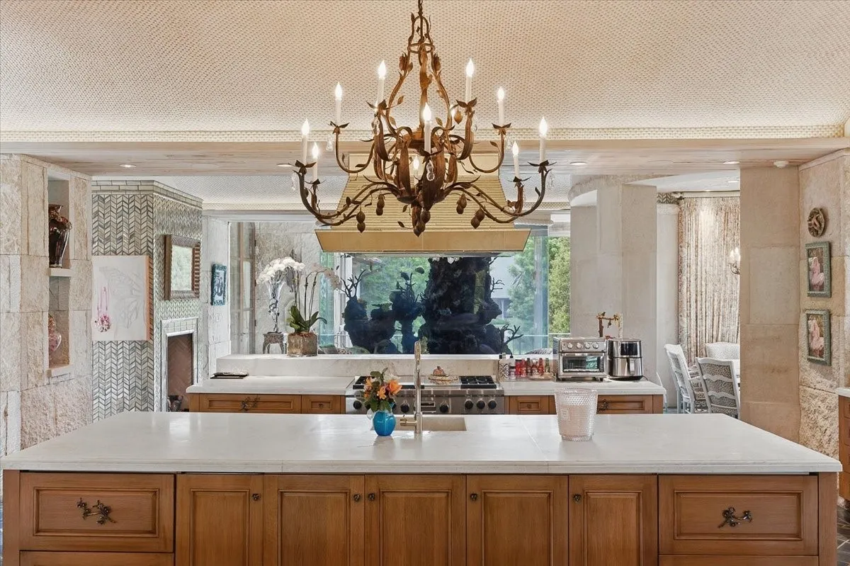 Single Family Residence For Sale in Tarrant County , 6236 Indian Creek Drive, Fort Worth, Texas 76107, 7 Bedrooms, 15 Bathrooms, 4 Garage spaces, 13,463 Sqft, built in 2008, Preowned, Price $14,500,000, mls#21237595, Real Estate Agent in Fort Worth, Homes For Sale in Tarrant county, Homes For Sale in Fort Worth, Realtor in Fort Worth Texas, Real Estate Brokerage Independent Realty Texas, Luminita Cordes Realtor