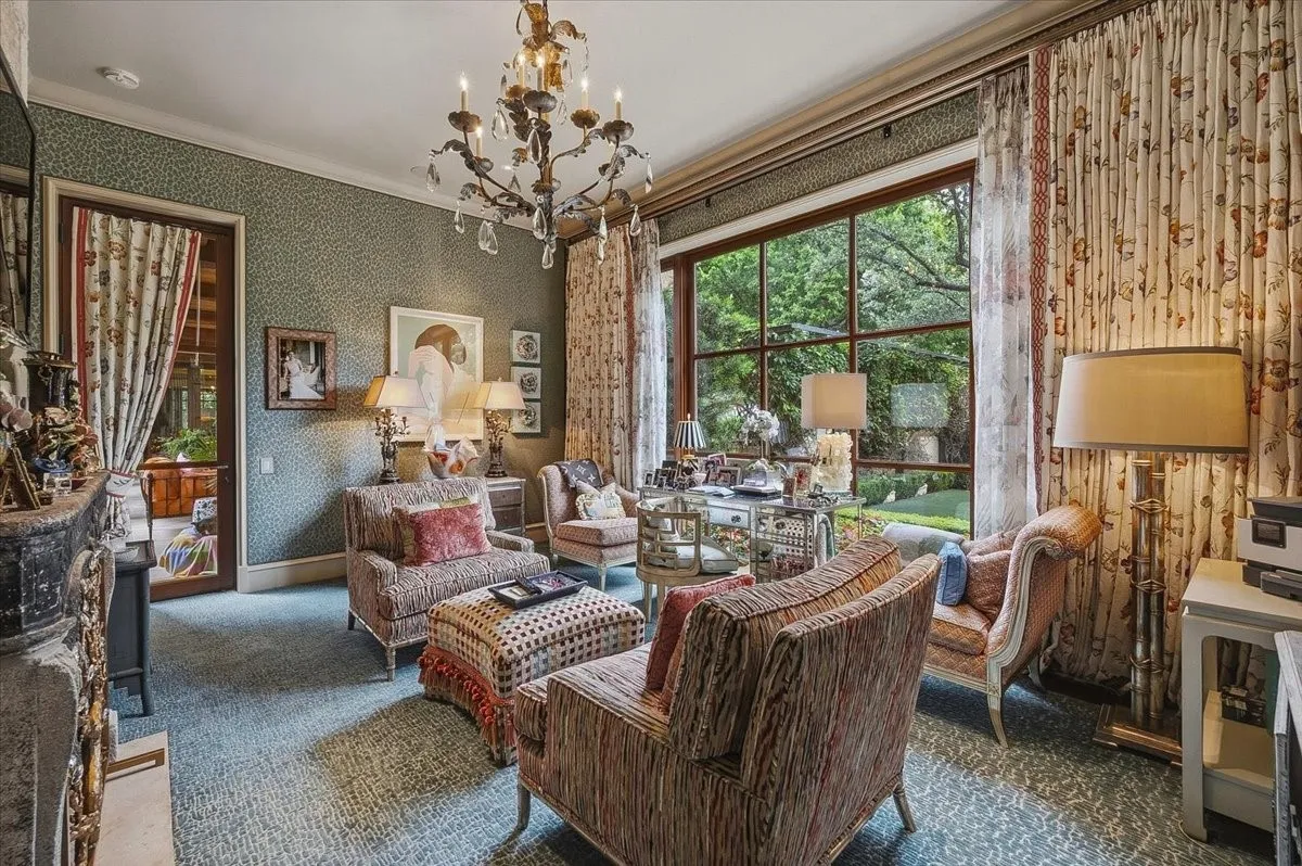 Single Family Residence For Sale in Tarrant County , 6236 Indian Creek Drive, Fort Worth, Texas 76107, 7 Bedrooms, 15 Bathrooms, 4 Garage spaces, 13,463 Sqft, built in 2008, Preowned, Price $14,500,000, mls#21237595, Real Estate Agent in Fort Worth, Homes For Sale in Tarrant county, Homes For Sale in Fort Worth, Realtor in Fort Worth Texas, Real Estate Brokerage Independent Realty Texas, Luminita Cordes Realtor