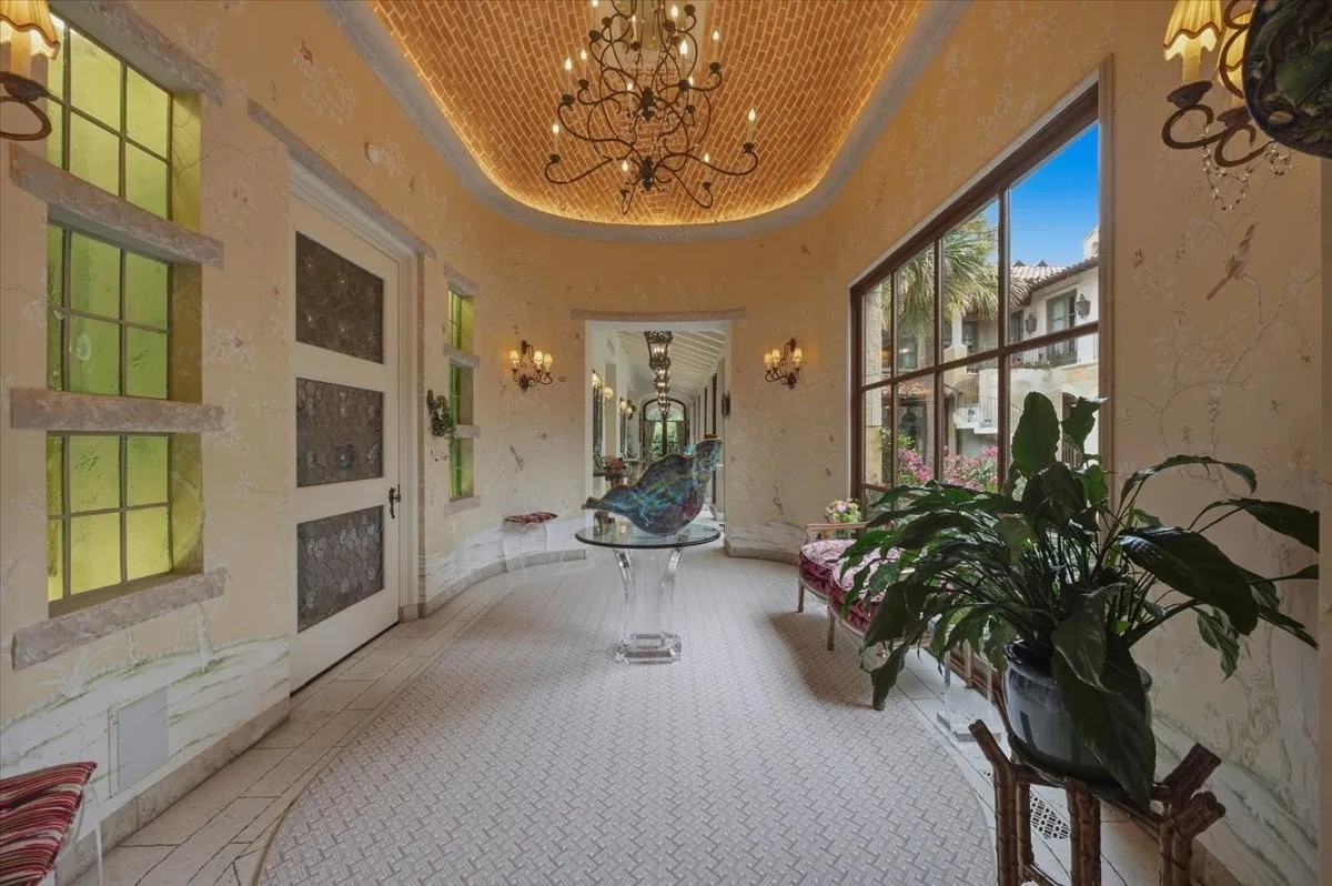 Single Family Residence For Sale in Tarrant County , 6236 Indian Creek Drive, Fort Worth, Texas 76107, 7 Bedrooms, 15 Bathrooms, 4 Garage spaces, 13,463 Sqft, built in 2008, Preowned, Price $14,500,000, mls#21237595, Real Estate Agent in Fort Worth, Homes For Sale in Tarrant county, Homes For Sale in Fort Worth, Realtor in Fort Worth Texas, Real Estate Brokerage Independent Realty Texas, Luminita Cordes Realtor
