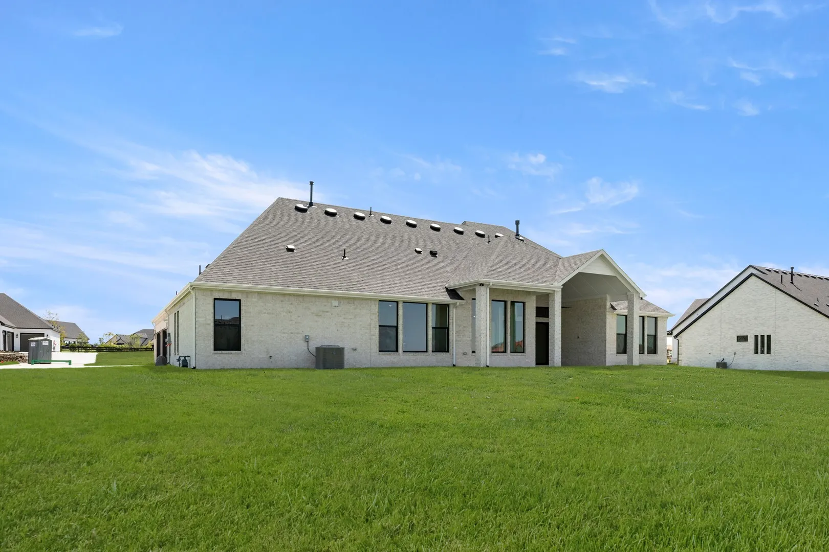 3108 Apple Creek- Back-1