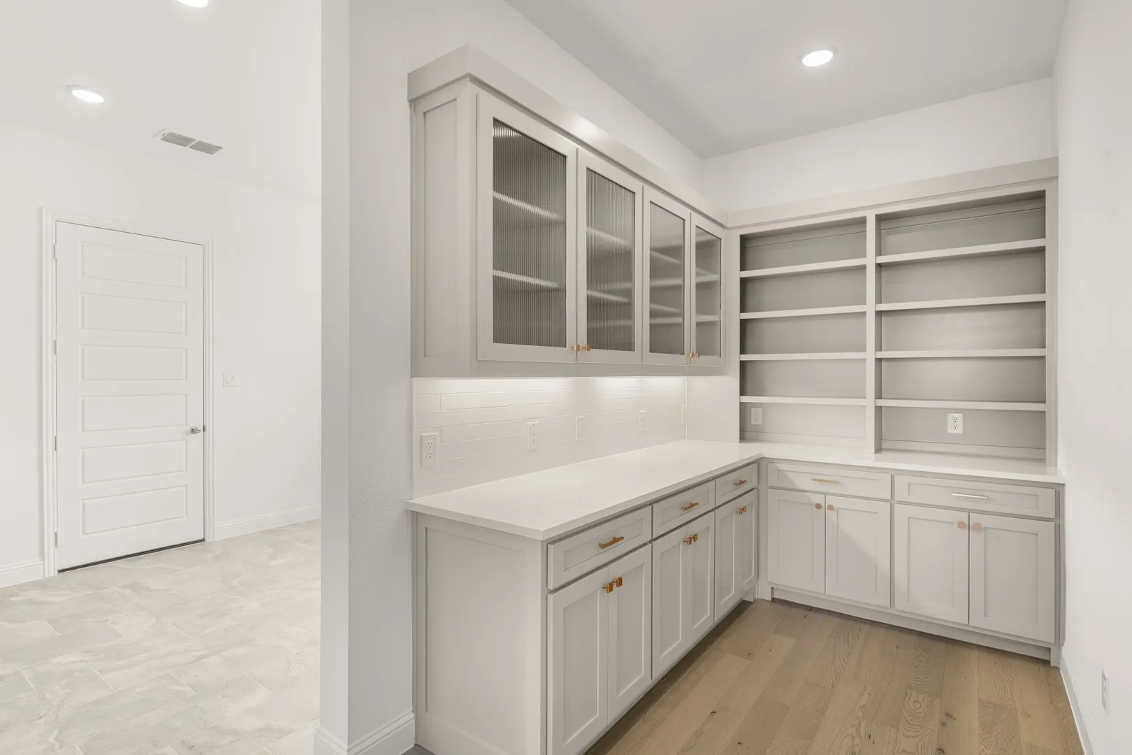 3108 Apple Creek- Kitchen-4
