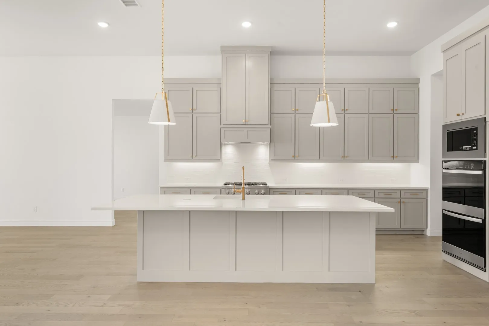 3108 Apple Creek- Kitchen-2