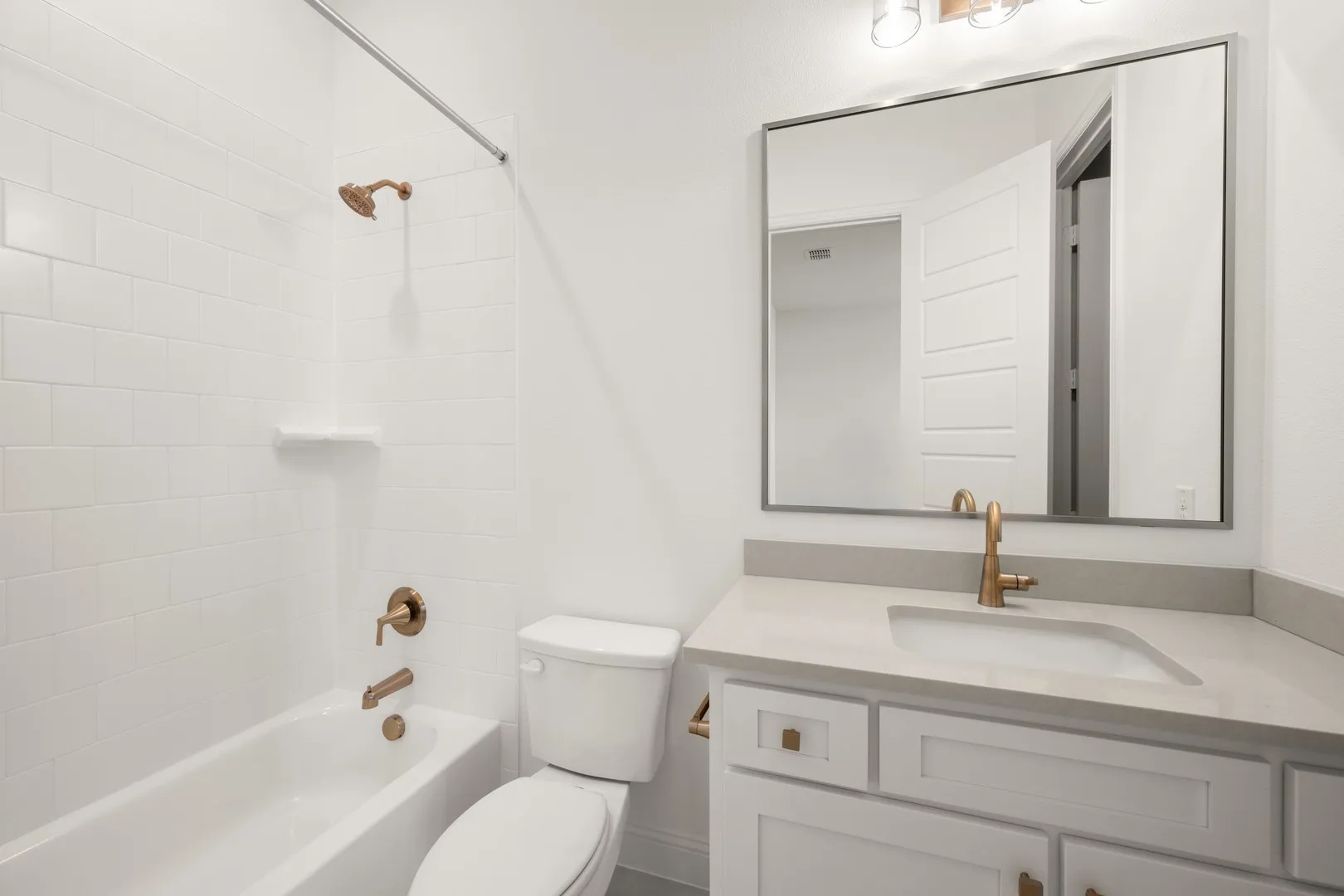 3108 Apple Creek- Bathroom-3