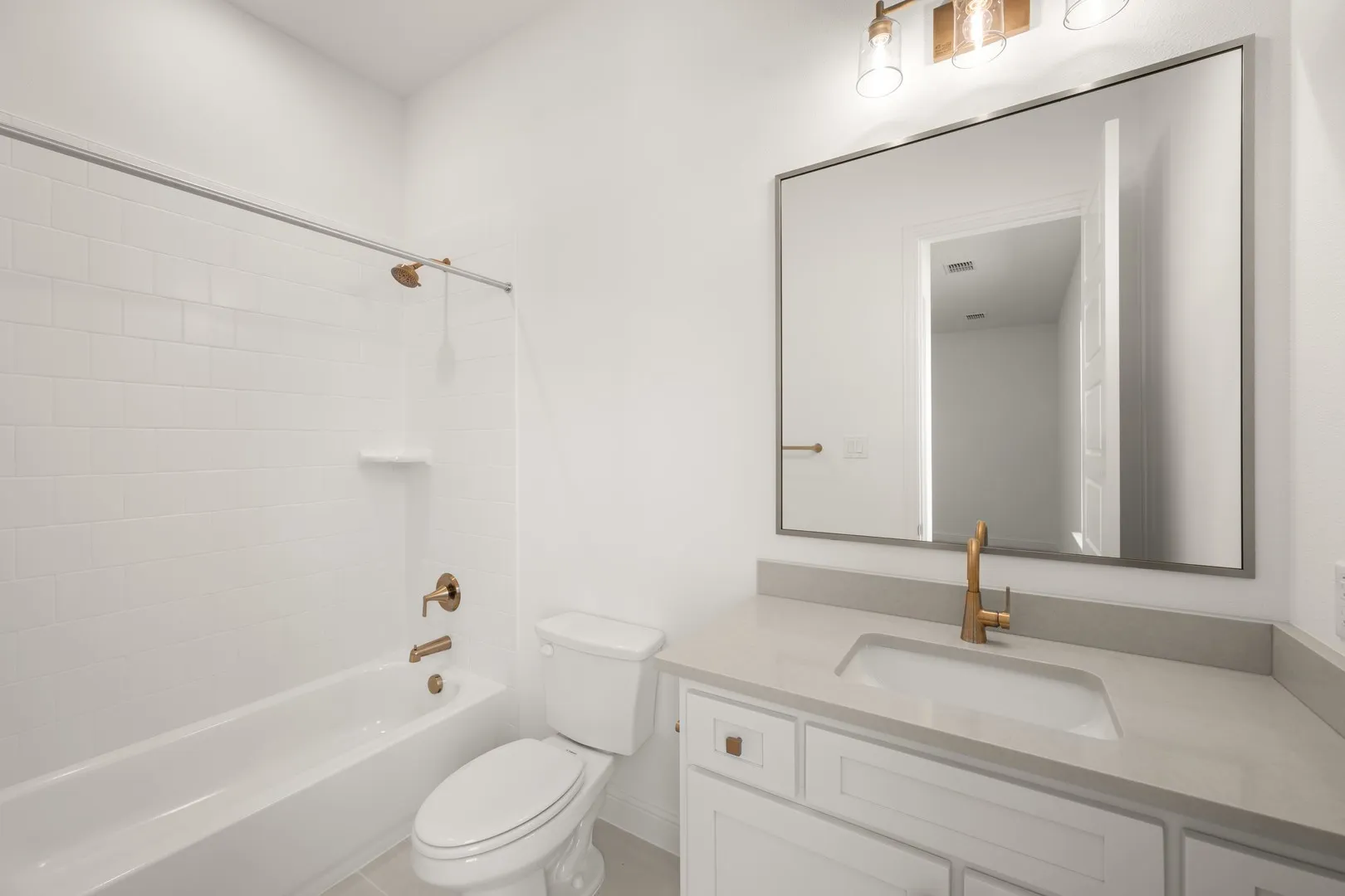 3108 Apple Creek- Bathroom-2