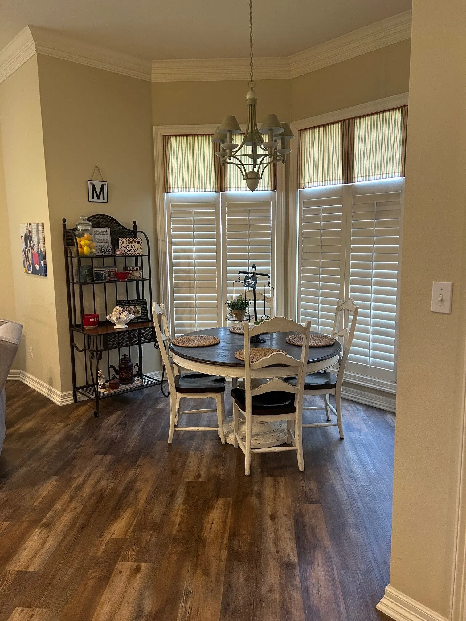 Single Family Residence For Sale in Limestone County , 903 Mesquite Lane, Mexia, Texas 76667, 4 Bedroom, 3 Bathroom, 3 Garage spaces, 3,491 Sqft, built in 2000, mls#21251652, Real Estate Agent in Mexia, Homes For Sale in Limestone county, Homes For Sale in Mexia, Realtor in Mexia Texas, Real Estate Brokerage Independent Realty Texas, Luminita Cordes Realtor