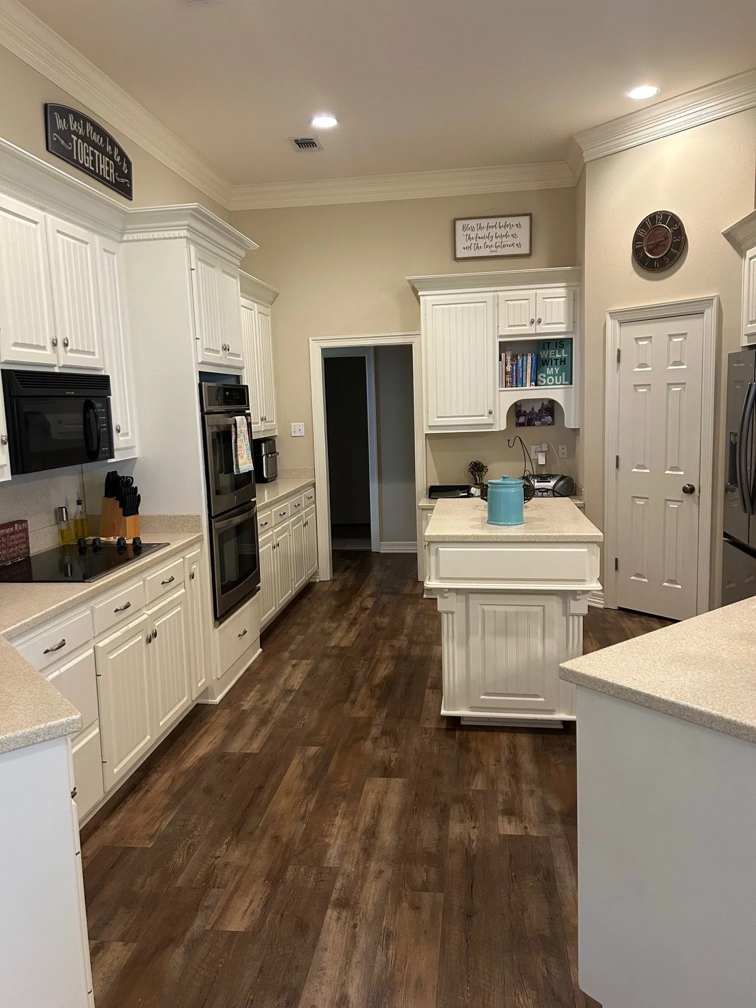 Single Family Residence For Sale in Limestone County , 903 Mesquite Lane, Mexia, Texas 76667, 4 Bedroom, 3 Bathroom, 3 Garage spaces, 3,491 Sqft, built in 2000, mls#21251652, Real Estate Agent in Mexia, Homes For Sale in Limestone county, Homes For Sale in Mexia, Realtor in Mexia Texas, Real Estate Brokerage Independent Realty Texas, Luminita Cordes Realtor