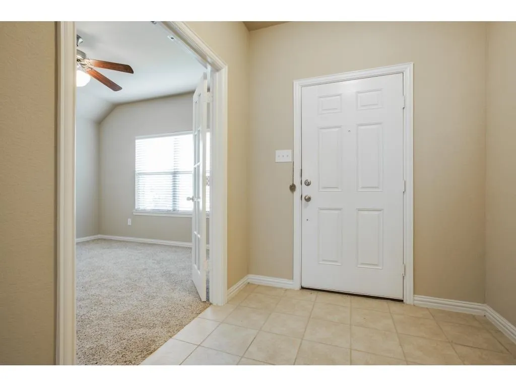 Single Family Residence For Rent in Denton County , 1120 Villa Paloma Boulevard, Little Elm, Texas 75068, 3 Bedrooms, 2 Bathrooms, 2 Garage spaces, 1,805 Sqft, built in 2013, New Construction - Complete, Price $2,195, mls#21238833, Real Estate Agent in Little Elm, Homes For Rent in Denton county, Homes For Rent in Little Elm, Realtor in Little Elm Texas, Real Estate Brokerage Independent Realty Texas, Luminita Cordes Realtor