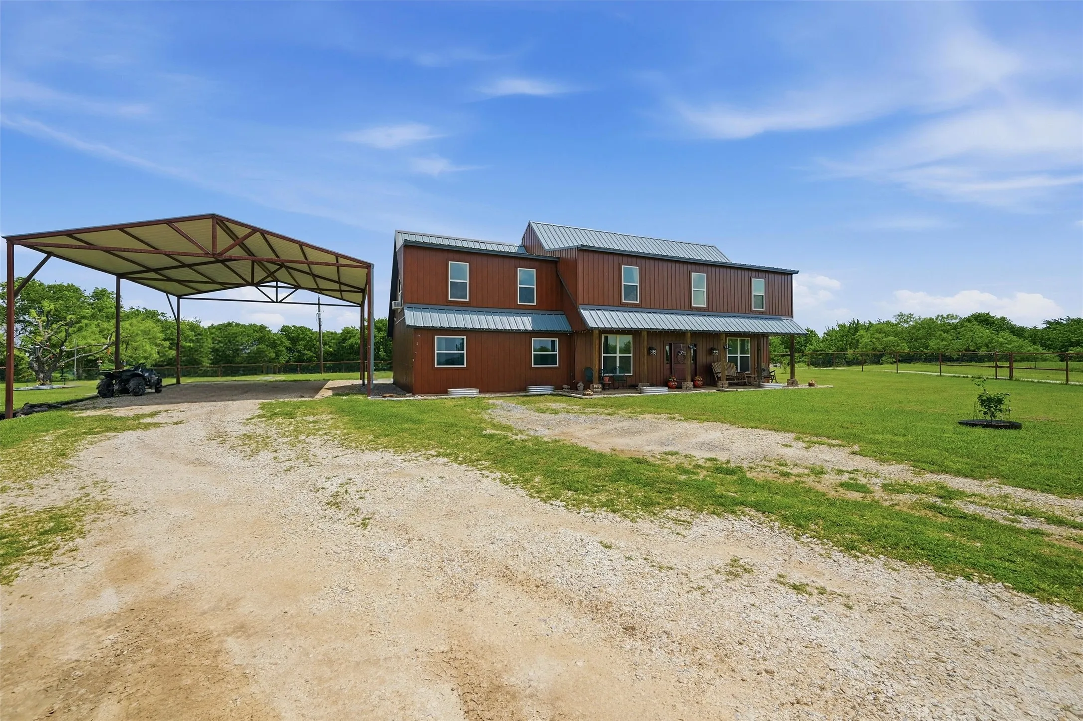 Single Family Residence For Sale in Grayson County , 4652 Old Southmayd Road, Sherman, Texas 75092, 6 Bedroom, 3 Bathroom, Garage spaces, 4,237 Sqft, built in 1999, Preowned, Price $1,200,000, mls#21249800, Real Estate Agent in Sherman, Homes For Sale in Grayson county, Homes For Sale in Sherman, Realtor in Sherman Texas, Real Estate Brokerage Independent Realty Texas, Luminita Cordes Realtor