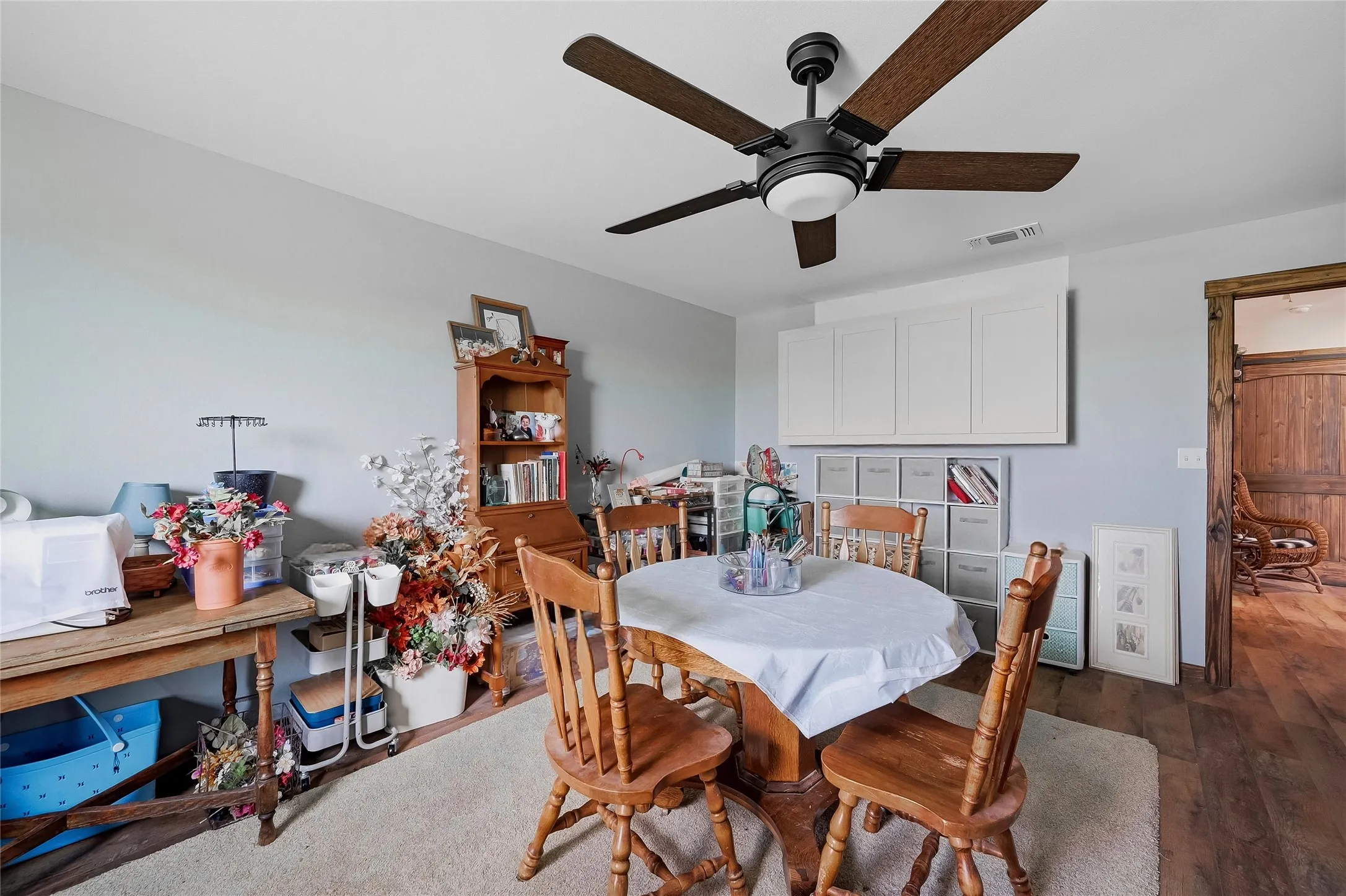 Single Family Residence For Sale in Grayson County , 4652 Old Southmayd Road, Sherman, Texas 75092, 6 Bedroom, 3 Bathroom, Garage spaces, 4,237 Sqft, built in 1999, Preowned, Price $1,200,000, mls#21249800, Real Estate Agent in Sherman, Homes For Sale in Grayson county, Homes For Sale in Sherman, Realtor in Sherman Texas, Real Estate Brokerage Independent Realty Texas, Luminita Cordes Realtor