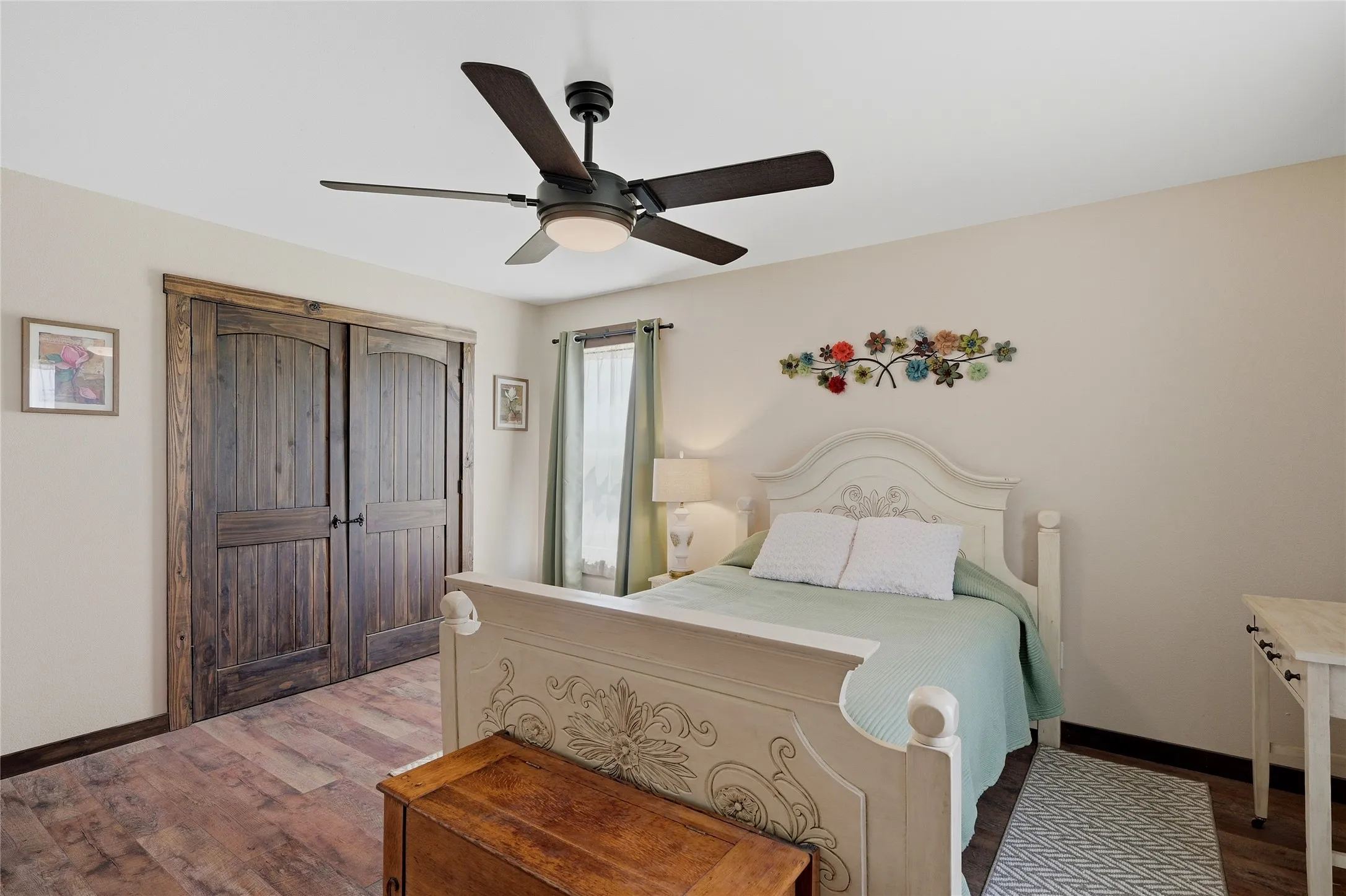 Single Family Residence For Sale in Grayson County , 4652 Old Southmayd Road, Sherman, Texas 75092, 6 Bedroom, 3 Bathroom, Garage spaces, 4,237 Sqft, built in 1999, Preowned, Price $1,200,000, mls#21249800, Real Estate Agent in Sherman, Homes For Sale in Grayson county, Homes For Sale in Sherman, Realtor in Sherman Texas, Real Estate Brokerage Independent Realty Texas, Luminita Cordes Realtor