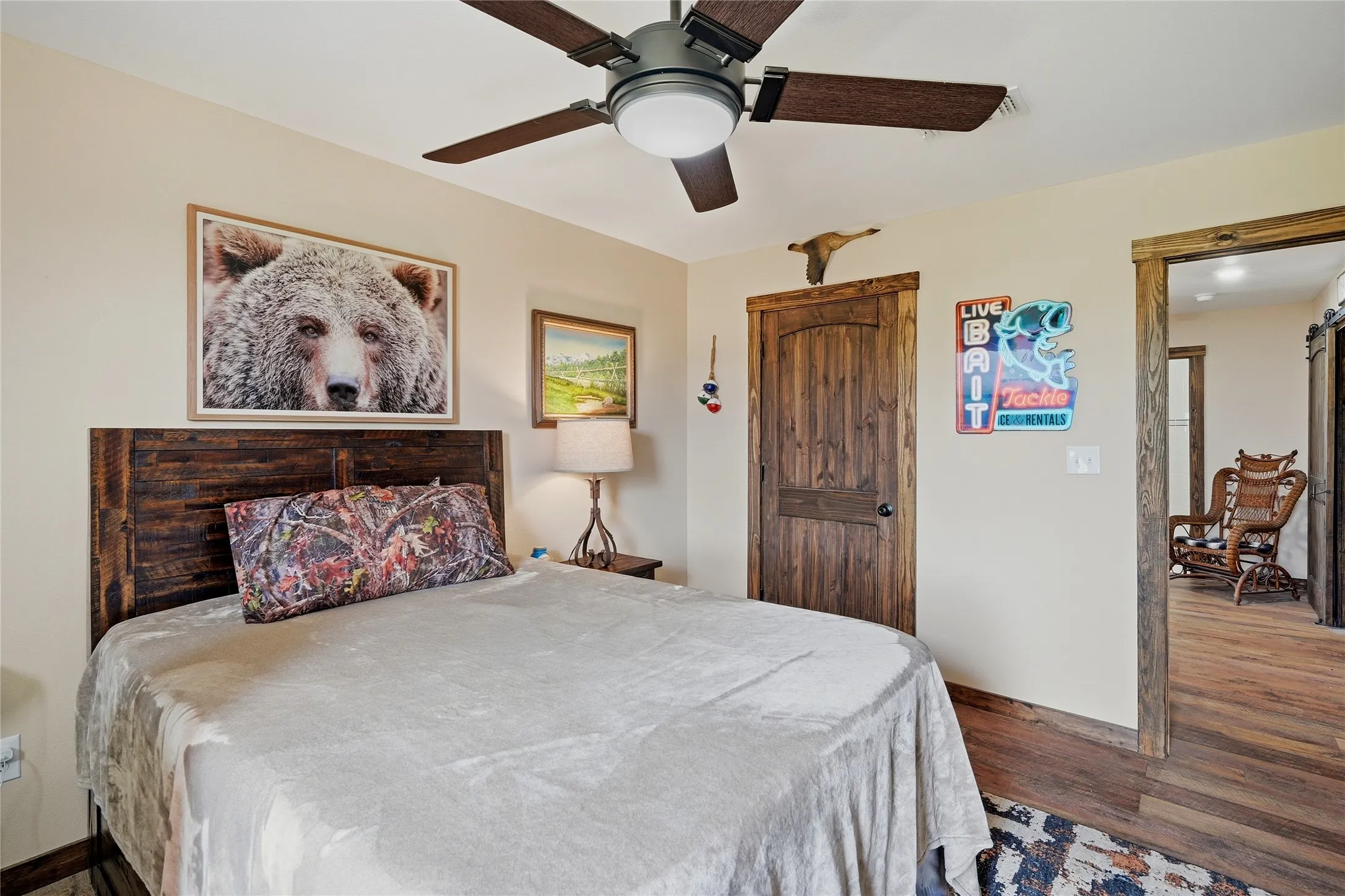 Single Family Residence For Sale in Grayson County , 4652 Old Southmayd Road, Sherman, Texas 75092, 6 Bedroom, 3 Bathroom, Garage spaces, 4,237 Sqft, built in 1999, Preowned, Price $1,200,000, mls#21249800, Real Estate Agent in Sherman, Homes For Sale in Grayson county, Homes For Sale in Sherman, Realtor in Sherman Texas, Real Estate Brokerage Independent Realty Texas, Luminita Cordes Realtor