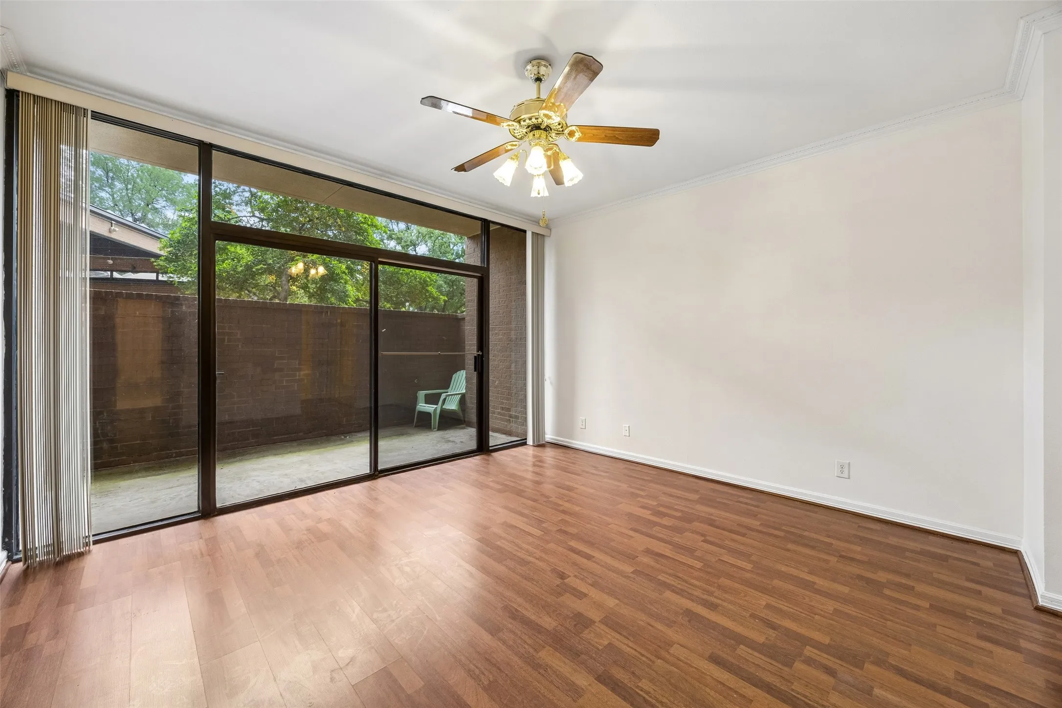 Condominium For Sale in Dallas County , 5200 Keller Springs Road 110, Dallas, Texas 75248, 1 Bedroom, 2 Bathroom, Garage spaces, 1,766 Sqft, built in 1981, mls#21230887, Real Estate Agent in Dallas, Homes For Sale in Dallas county, Homes For Sale in Dallas, Realtor in Dallas Texas, Real Estate Brokerage Independent Realty Texas, Luminita Cordes Realtor