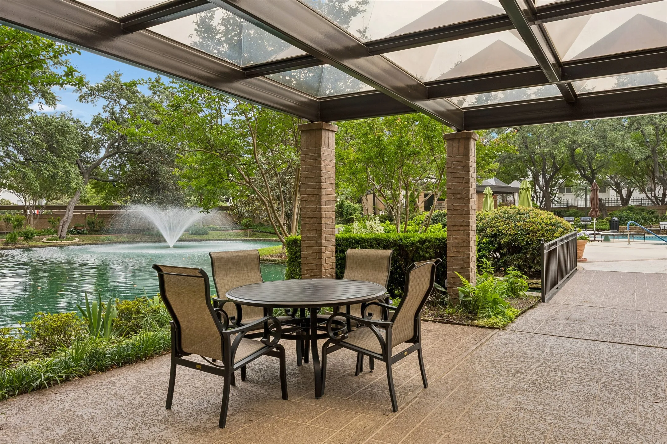 Condominium For Sale in Dallas County , 5200 Keller Springs Road 110, Dallas, Texas 75248, 1 Bedroom, 2 Bathroom, Garage spaces, 1,766 Sqft, built in 1981, mls#21230887, Real Estate Agent in Dallas, Homes For Sale in Dallas county, Homes For Sale in Dallas, Realtor in Dallas Texas, Real Estate Brokerage Independent Realty Texas, Luminita Cordes Realtor
