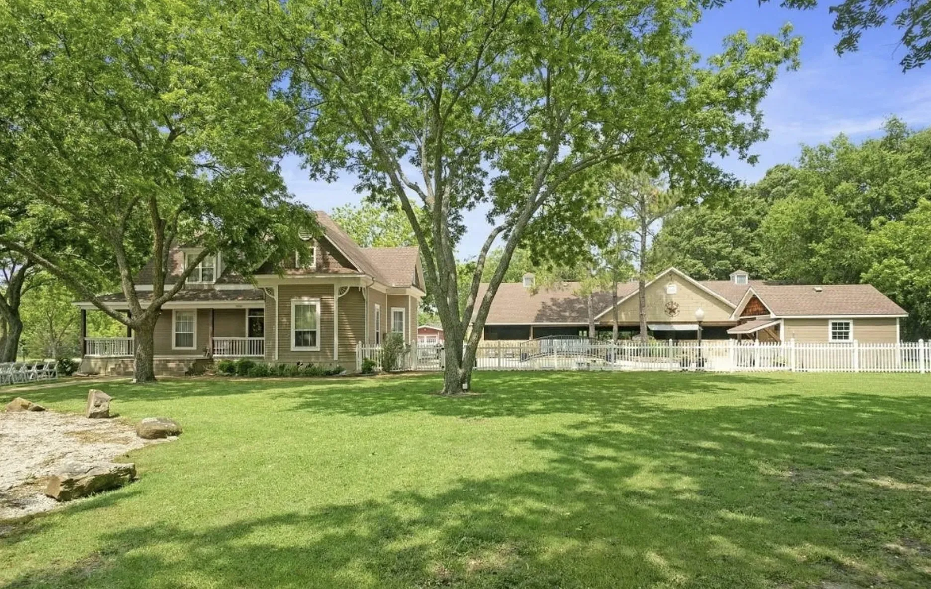 Single Family Residence For Sale in Collin County , 7450 FM 982, Princeton, Texas 75407, 3 Bedrooms, 2 Bathrooms, Garage spaces, 2,548 Sqft, built in 1899, Price $825,000, mls#21251714, Real Estate Agent in Princeton, Homes For Sale in Collin county, Homes For Sale in Princeton, Realtor in Princeton Texas, Real Estate Brokerage Independent Realty Texas, Luminita Cordes Realtor