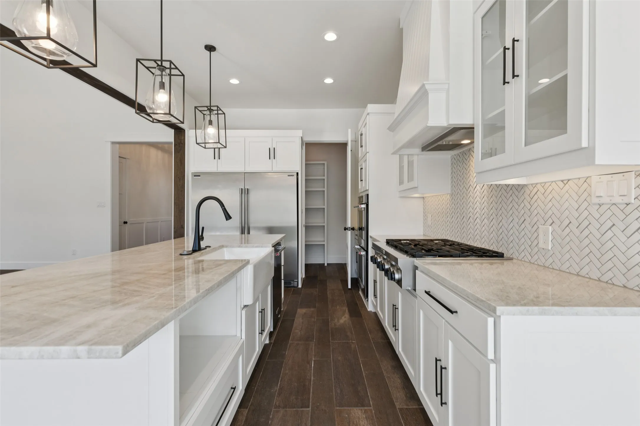 Single Family Residence For Sale in Collin County , 4594 Lake Breeze Drive, Mc Kinney, Texas 75071, 4 Bedroom, 4 Bathroom, 3 Garage spaces, 3,959 Sqft, built in 2018, Preowned, mls#21248521, Real Estate Agent in Mc Kinney, Homes For Sale in Collin county, Homes For Sale in Mc Kinney, Realtor in Mc Kinney Texas, Real Estate Brokerage Independent Realty Texas, Luminita Cordes Realtor