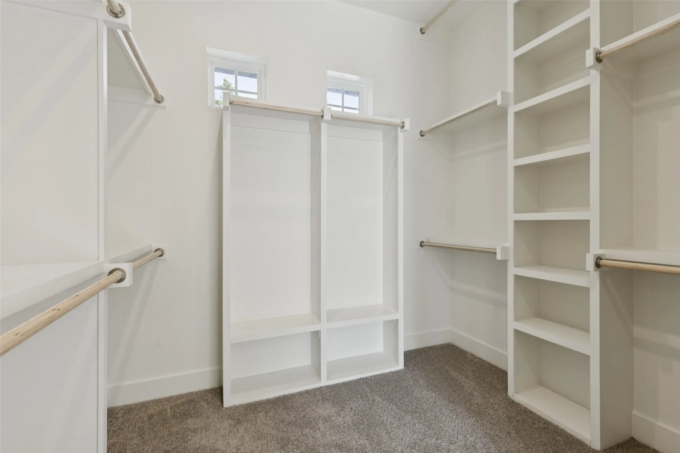Single Family Residence For Sale in Collin County , 4594 Lake Breeze Drive, Mc Kinney, Texas 75071, 4 Bedroom, 4 Bathroom, 3 Garage spaces, 3,959 Sqft, built in 2018, Preowned, mls#21248521, Real Estate Agent in Mc Kinney, Homes For Sale in Collin county, Homes For Sale in Mc Kinney, Realtor in Mc Kinney Texas, Real Estate Brokerage Independent Realty Texas, Luminita Cordes Realtor