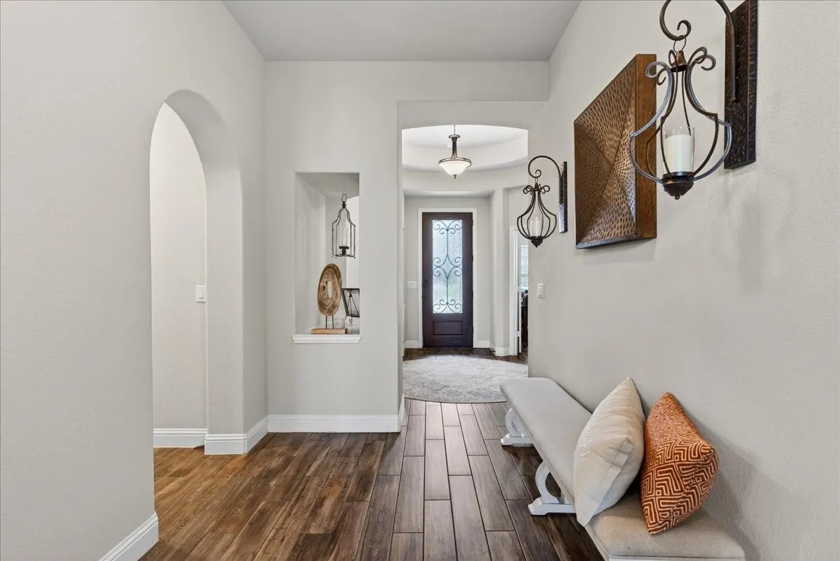 Single Family Residence For Sale in Kaufman County , 2106 Devonblue Drive, Forney, Texas 75126, 5 Bedroom, 5 Bathroom, 3 Garage spaces, 4,059 Sqft, built in 2021, mls#21239218, Real Estate Agent in Forney, Homes For Sale in Kaufman county, Homes For Sale in Forney, Realtor in Forney Texas, Real Estate Brokerage Independent Realty Texas, Luminita Cordes Realtor