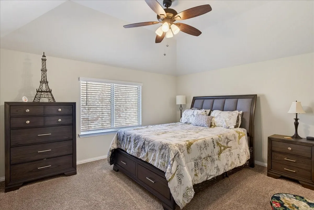 Single Family Residence For Sale in Kaufman County , 2106 Devonblue Drive, Forney, Texas 75126, 5 Bedroom, 5 Bathroom, 3 Garage spaces, 4,059 Sqft, built in 2021, mls#21239218, Real Estate Agent in Forney, Homes For Sale in Kaufman county, Homes For Sale in Forney, Realtor in Forney Texas, Real Estate Brokerage Independent Realty Texas, Luminita Cordes Realtor