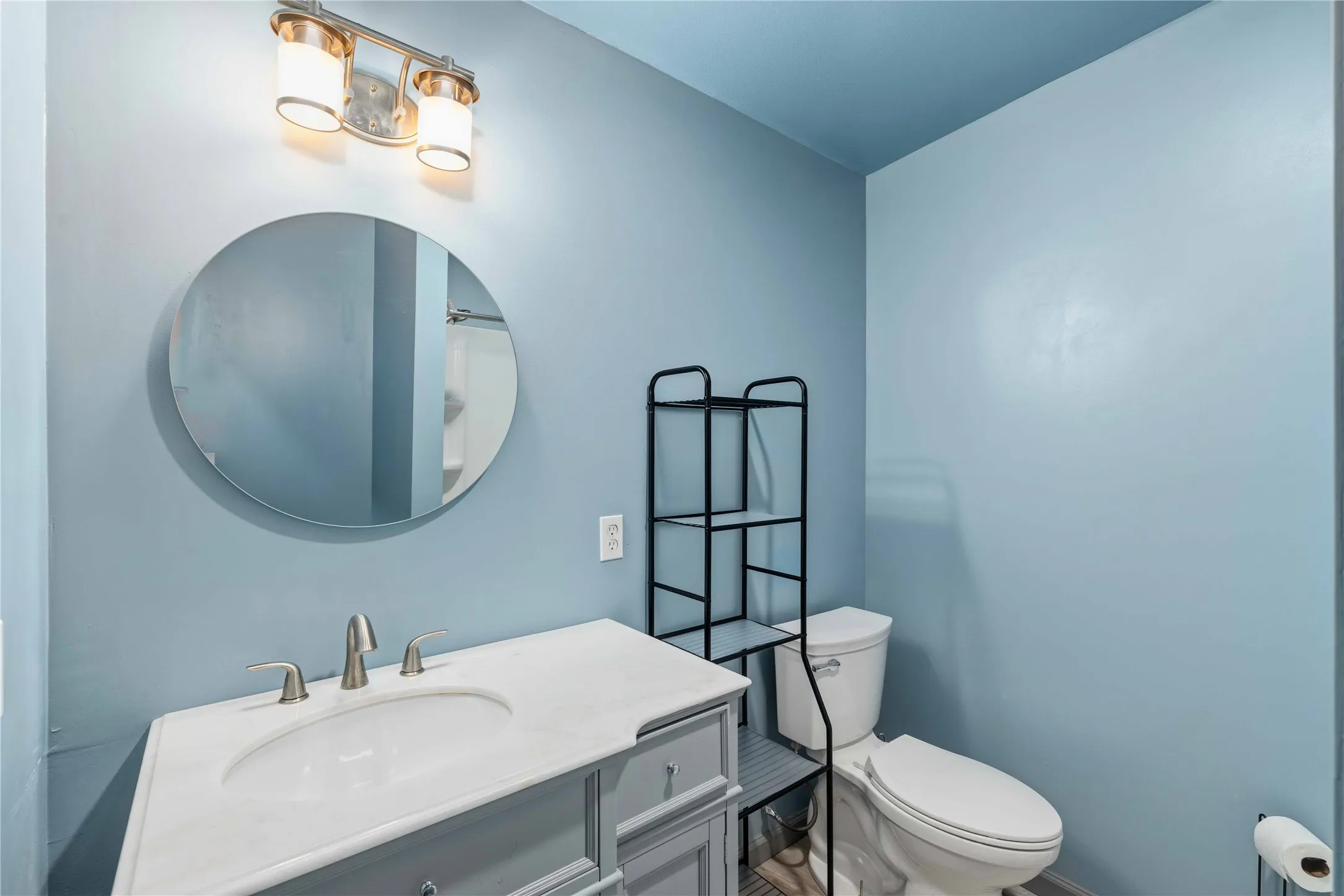 Bathroom​​‌​​​​‌​​‌‌​‌‌​​​‌‌​‌​‌​‌​​​‌​​ 1