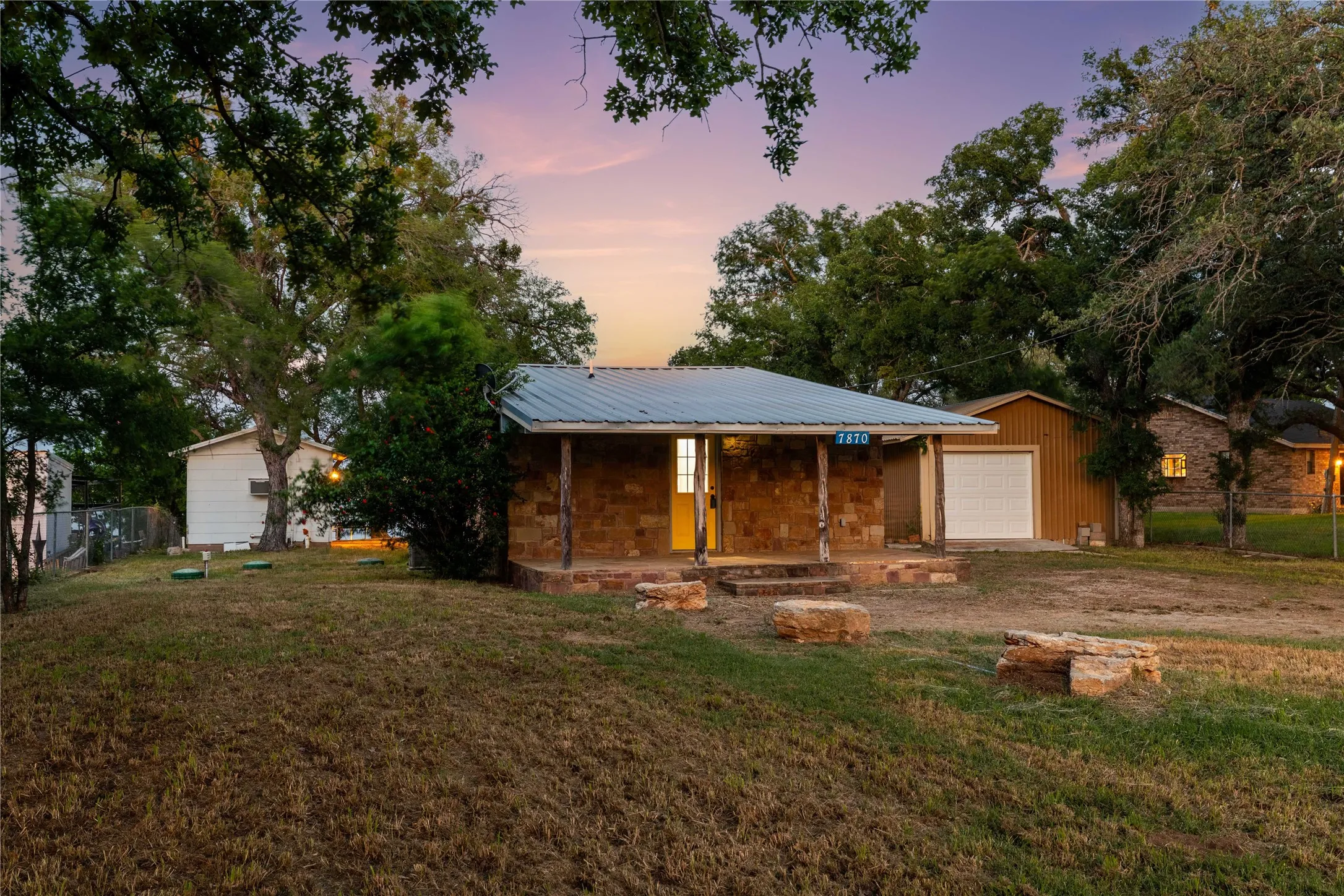 Single Family Residence For Sale in Brown County , 7870 & 7851 County Road 551, Brownwood, Texas 76801, 3 Bedrooms, 2 Bathrooms, 1 Garage spaces, 945 Sqft, built in 1960, Price $361,000, mls#21251742, Real Estate Agent in Brownwood, Homes For Sale in Brown county, Homes For Sale in Brownwood, Realtor in Brownwood Texas, Real Estate Brokerage Independent Realty Texas, Luminita Cordes Realtor