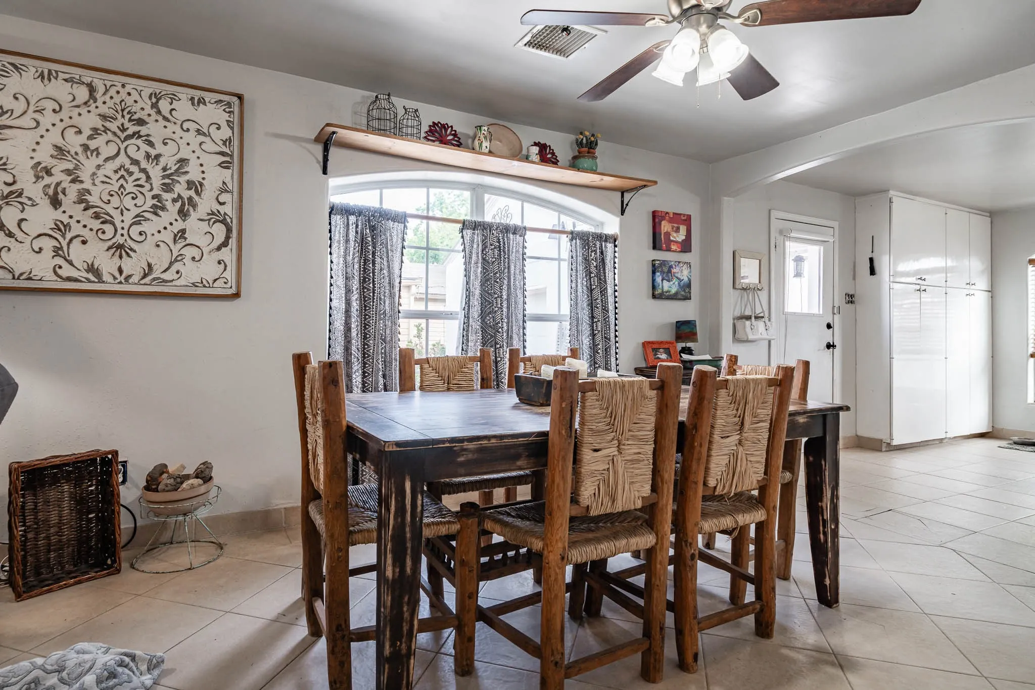 Single Family Residence For Sale in Runnels County , 1004 N 7th Street, Ballinger, Texas 76821, 3 Bedroom, 1 Bathroom, 1 Garage spaces, 1,404 Sqft, built in 1950, mls#21249595, Real Estate Agent in Ballinger, Homes For Sale in Runnels county, Homes For Sale in Ballinger, Realtor in Ballinger Texas, Real Estate Brokerage Independent Realty Texas, Luminita Cordes Realtor