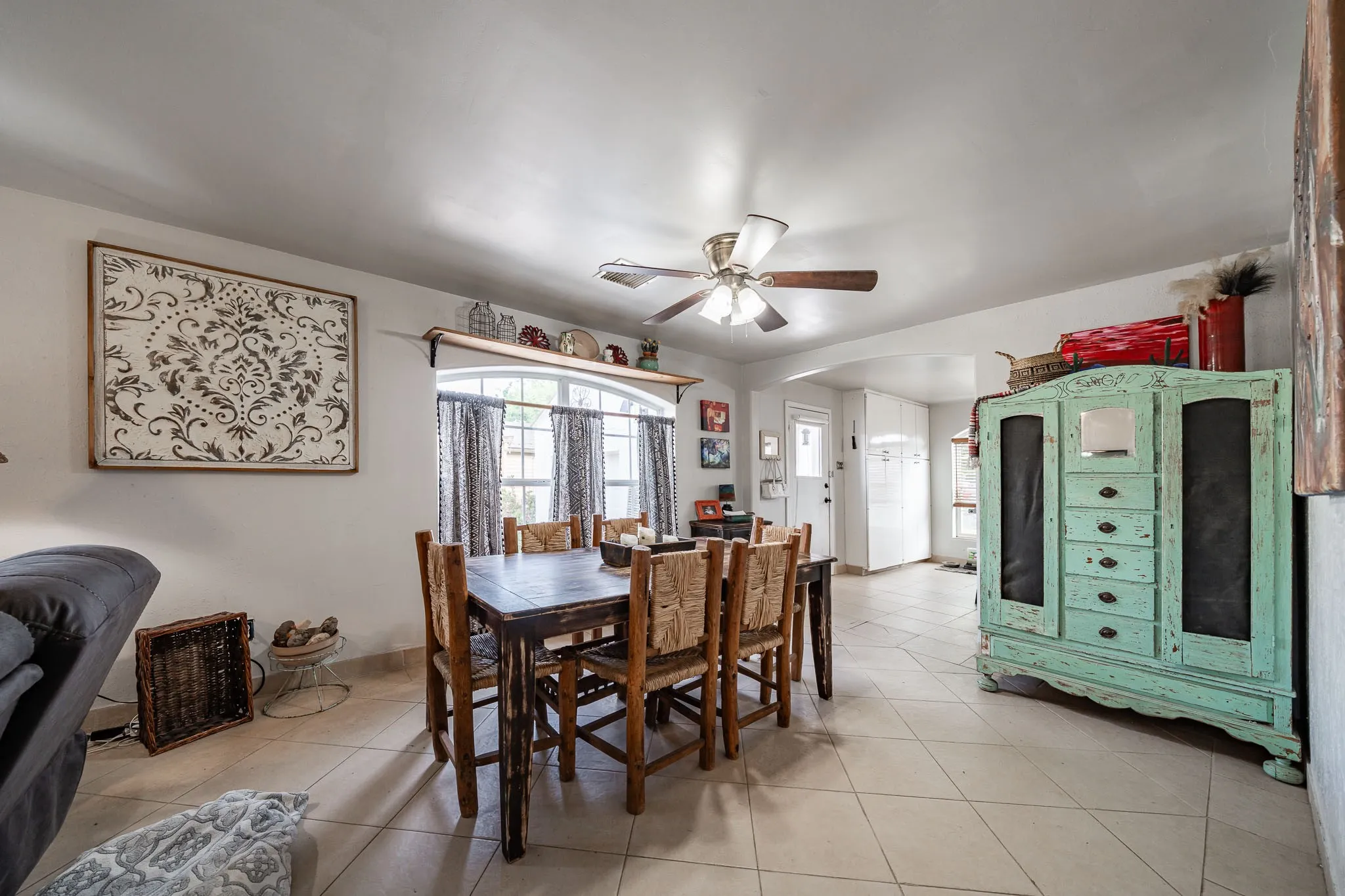 Single Family Residence For Sale in Runnels County , 1004 N 7th Street, Ballinger, Texas 76821, 3 Bedroom, 1 Bathroom, 1 Garage spaces, 1,404 Sqft, built in 1950, mls#21249595, Real Estate Agent in Ballinger, Homes For Sale in Runnels county, Homes For Sale in Ballinger, Realtor in Ballinger Texas, Real Estate Brokerage Independent Realty Texas, Luminita Cordes Realtor