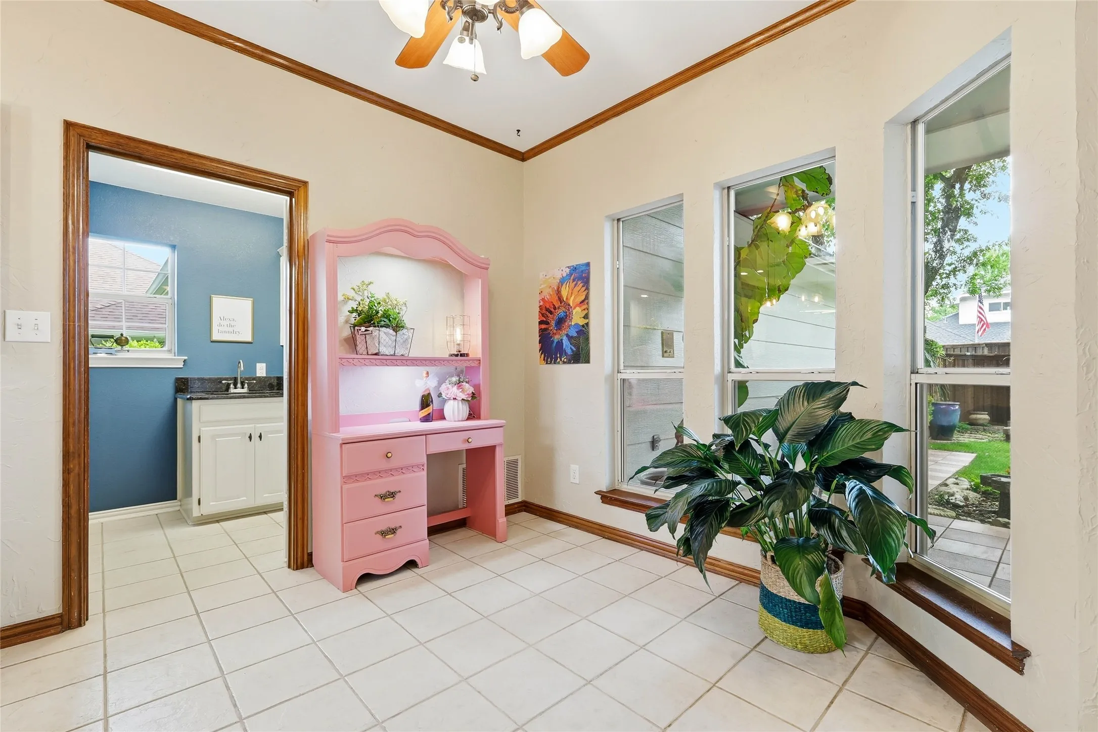 Single Family Residence For Sale in Denton County , 812 Sylvan Creek Drive, Lewisville, Texas 75067, 4 Bedroom, 3 Bathroom, 2 Garage spaces, 2,918 Sqft, built in 1988, mls#21247456, Real Estate Agent in Lewisville, Homes For Sale in Denton county, Homes For Sale in Lewisville, Realtor in Lewisville Texas, Real Estate Brokerage Independent Realty Texas, Luminita Cordes Realtor