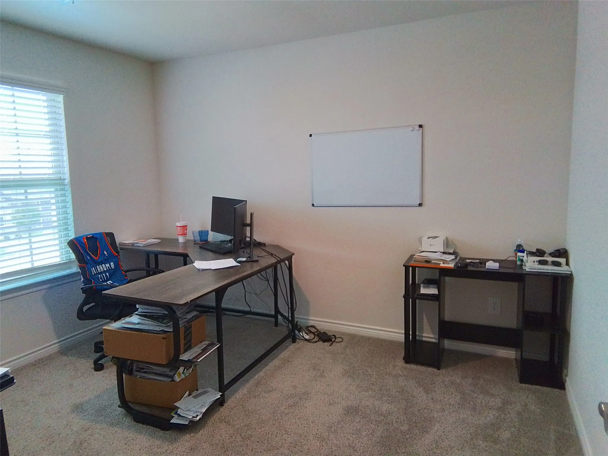 Fourth Bedroom
Office furniture can stay
