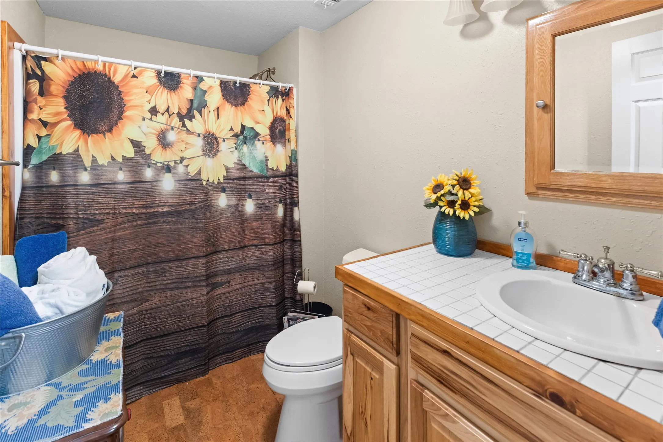 Single Family Residence For Sale in Fannin County , 1229 County Rd 3105, Bonham, Texas 75418, 0, 0, Garage spaces, 4,680 Sqft, built in 2001, mls#21248979, Real Estate Agent in Bonham, Homes For Sale in Fannin county, Homes For Sale in Bonham, Realtor in Bonham Texas, Real Estate Brokerage Independent Realty Texas, Luminita Cordes Realtor
