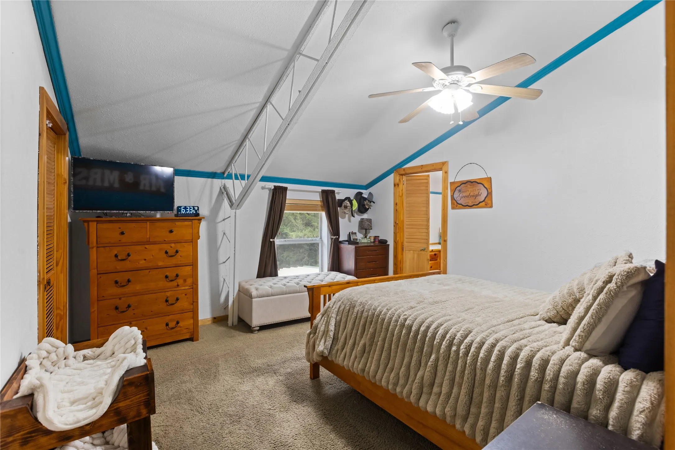 Single Family Residence For Sale in Fannin County , 1229 County Rd 3105, Bonham, Texas 75418, 0, 0, Garage spaces, 4,680 Sqft, built in 2001, mls#21248979, Real Estate Agent in Bonham, Homes For Sale in Fannin county, Homes For Sale in Bonham, Realtor in Bonham Texas, Real Estate Brokerage Independent Realty Texas, Luminita Cordes Realtor