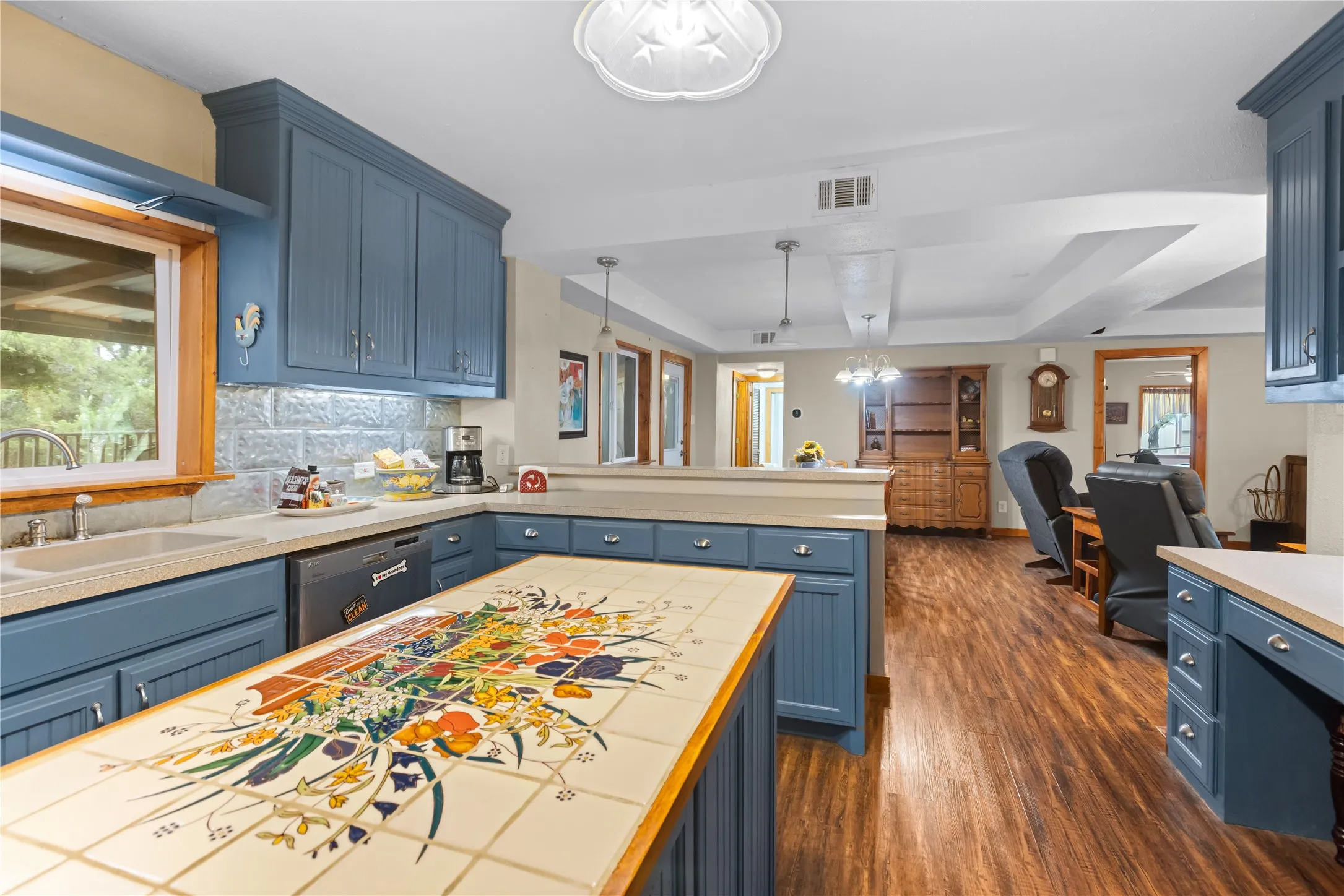 Single Family Residence For Sale in Fannin County , 1229 County Rd 3105, Bonham, Texas 75418, 0, 0, Garage spaces, 4,680 Sqft, built in 2001, mls#21248979, Real Estate Agent in Bonham, Homes For Sale in Fannin county, Homes For Sale in Bonham, Realtor in Bonham Texas, Real Estate Brokerage Independent Realty Texas, Luminita Cordes Realtor