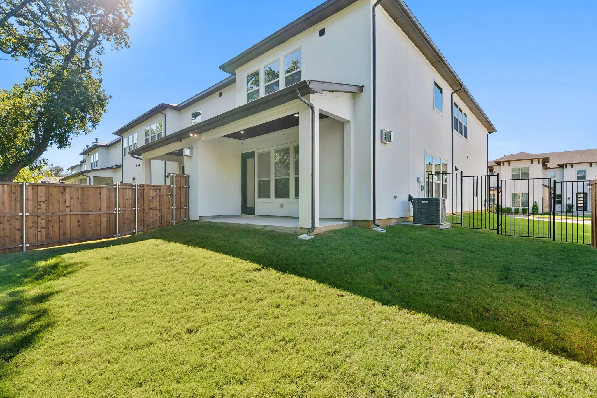Each unit has its own fenced yard. Exact location may vary by unit.