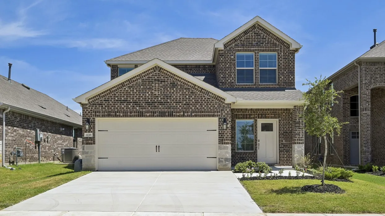Single Family Residence For Sale in Denton County , 10209 Amalgam Street, Aubrey, Texas 76227, 4 Bedroom, 3 Bathroom, 2 Garage spaces, 2,272 Sqft, built in 2026, New Construction - Incomplete, mls#21251974, Real Estate Agent in Aubrey, Homes For Sale in Denton county, Homes For Sale in Aubrey, Realtor in Aubrey Texas, Real Estate Brokerage Independent Realty Texas, Luminita Cordes Realtor