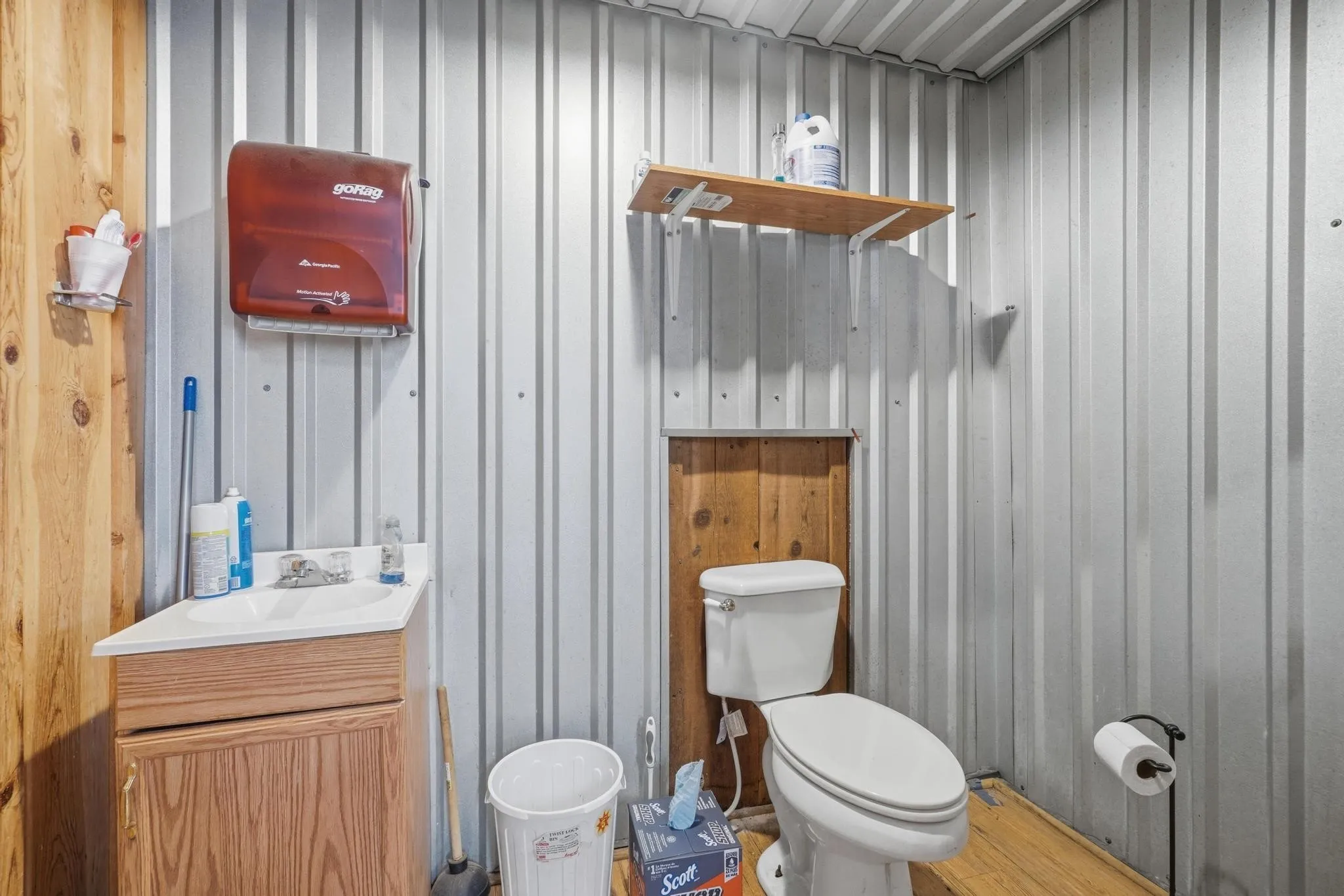Business For Sale in Coleman County , 112 Santa Anna Avenue, Coleman, Texas 76834, 0, 0, Garage spaces, 0 Sqft, built in 2001, Preowned, mls#21223386, Real Estate Agent in Coleman, Homes For Sale in Coleman county, Homes For Sale in Coleman, Realtor in Coleman Texas, Real Estate Brokerage Independent Realty Texas, Luminita Cordes Realtor