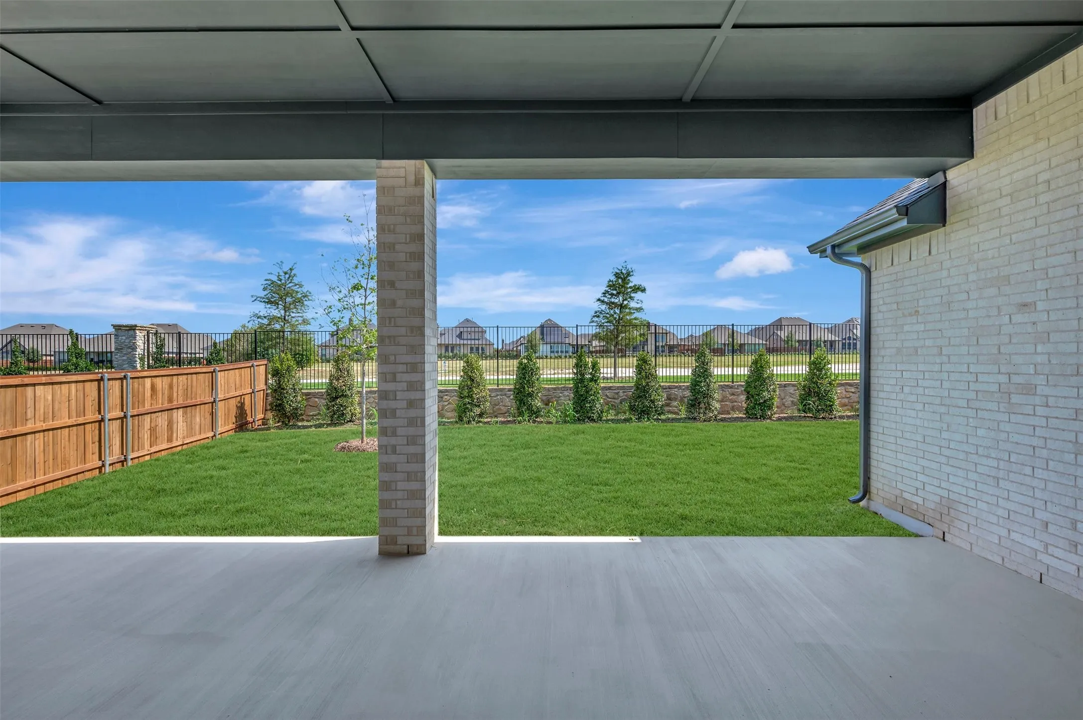 Single Family Residence For Sale in Ellis County , 3279 Jersey Drive, Midlothian, Texas 76065, 4 Bedroom, 3 Bathroom, 2 Garage spaces, 2,574 Sqft, built in 2026, New Construction - Incomplete, mls#21252043, Real Estate Agent in Midlothian, Homes For Sale in Ellis county, Homes For Sale in Midlothian, Realtor in Midlothian Texas, Real Estate Brokerage Independent Realty Texas, Luminita Cordes Realtor