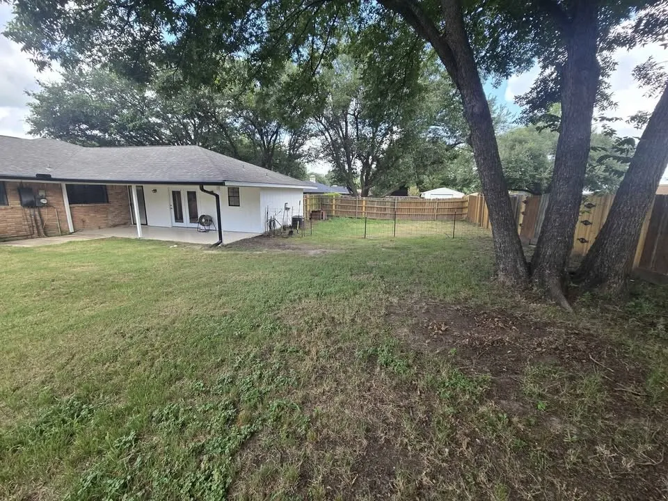 Single Family Residence For Sale in Limestone County , 1018 Clark, Mexia, Texas 76667, 4 Bedroom, 3 Bathroom, 2 Garage spaces, 1,975 Sqft, built in 1984, mls#21252050, Real Estate Agent in Mexia, Homes For Sale in Limestone county, Homes For Sale in Mexia, Realtor in Mexia Texas, Real Estate Brokerage Independent Realty Texas, Luminita Cordes Realtor